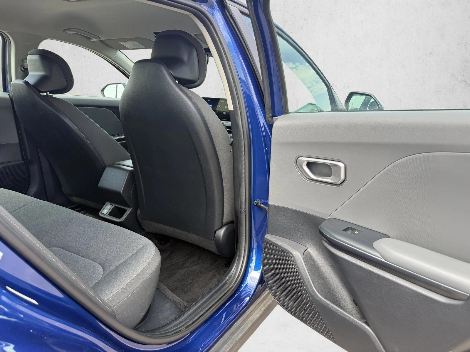 2025 Kia K4 LXS - Photo 22