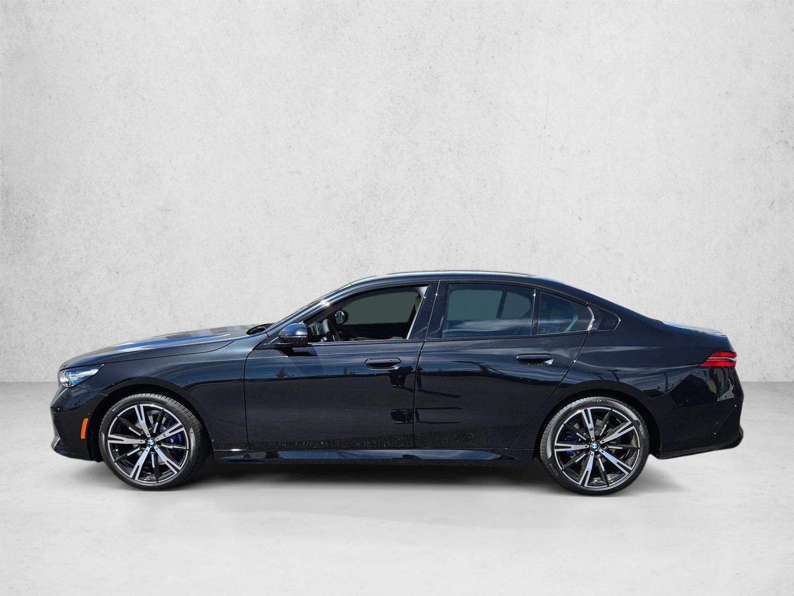Thumbnail: 2026 BMW 5 Series - 2