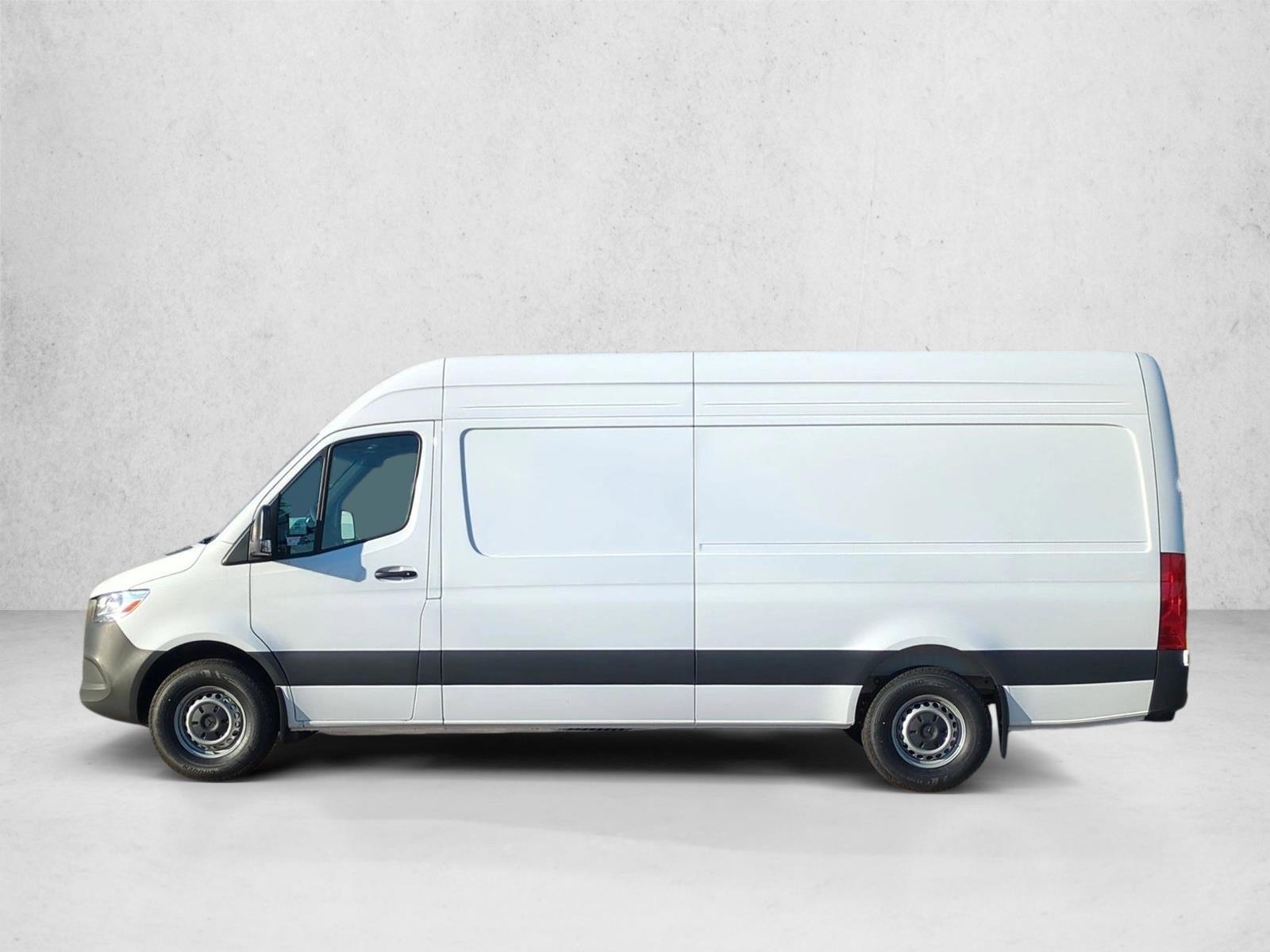Thumbnail: 2026 Mercedes-Benz Sprinter - 2