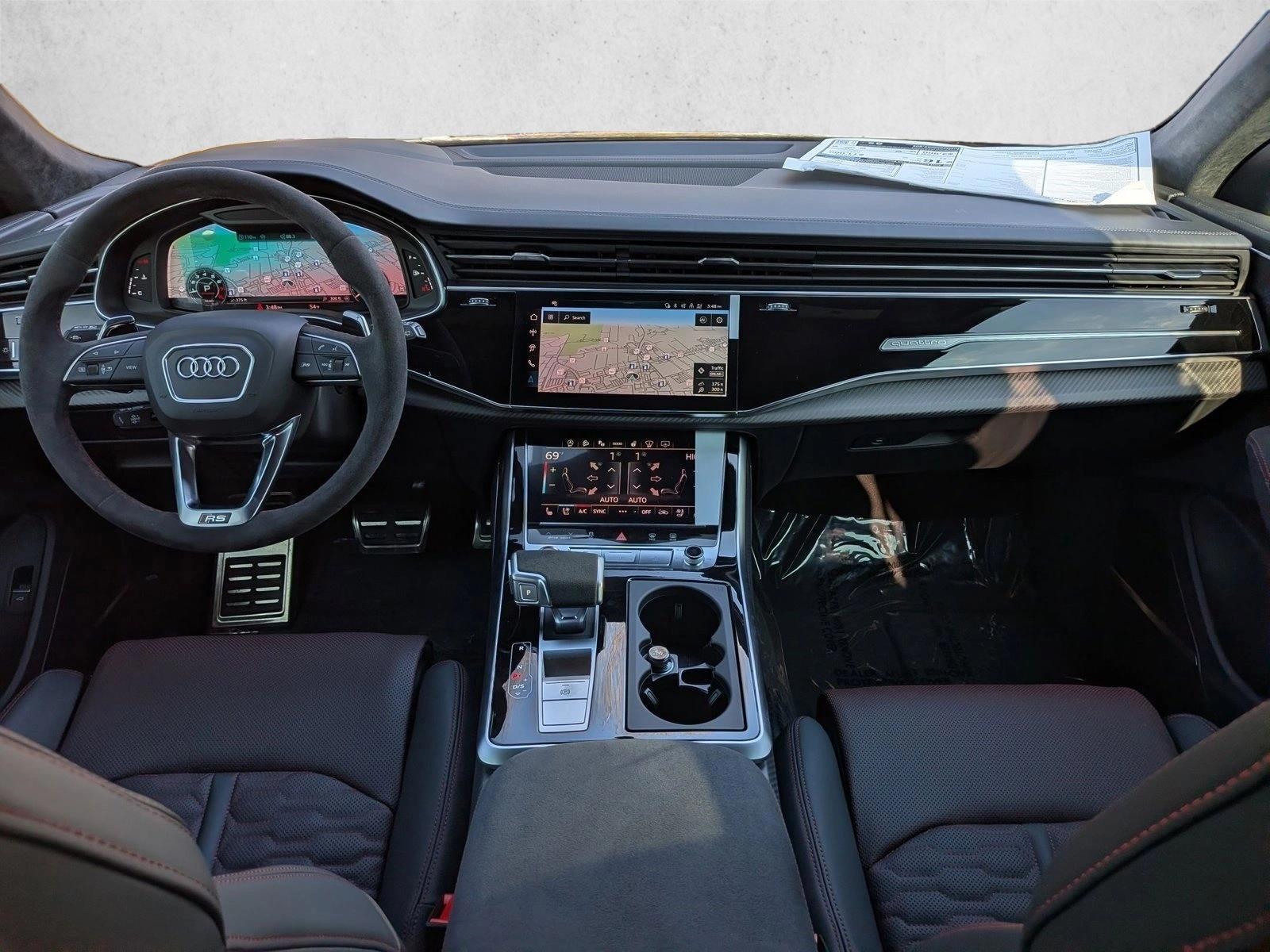 Thumbnail: 2026 Audi RS Q8 - 4