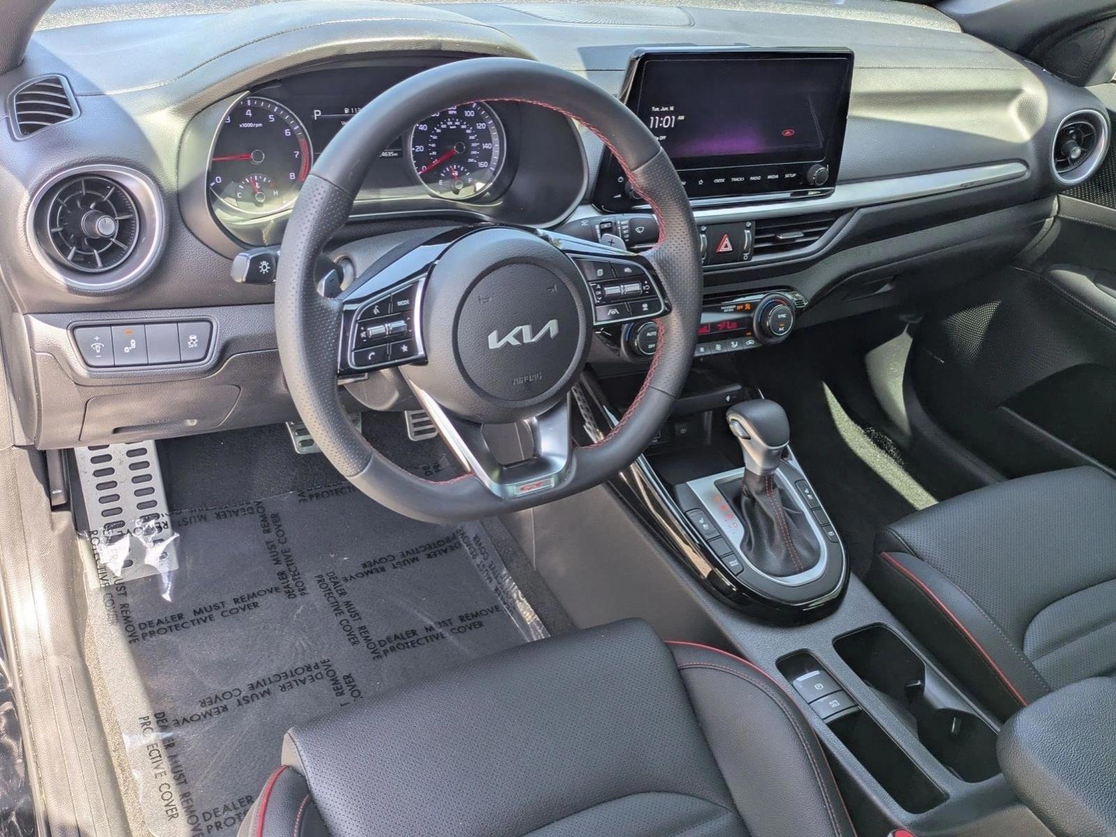 Thumbnail: 2023 Kia Forte - 3