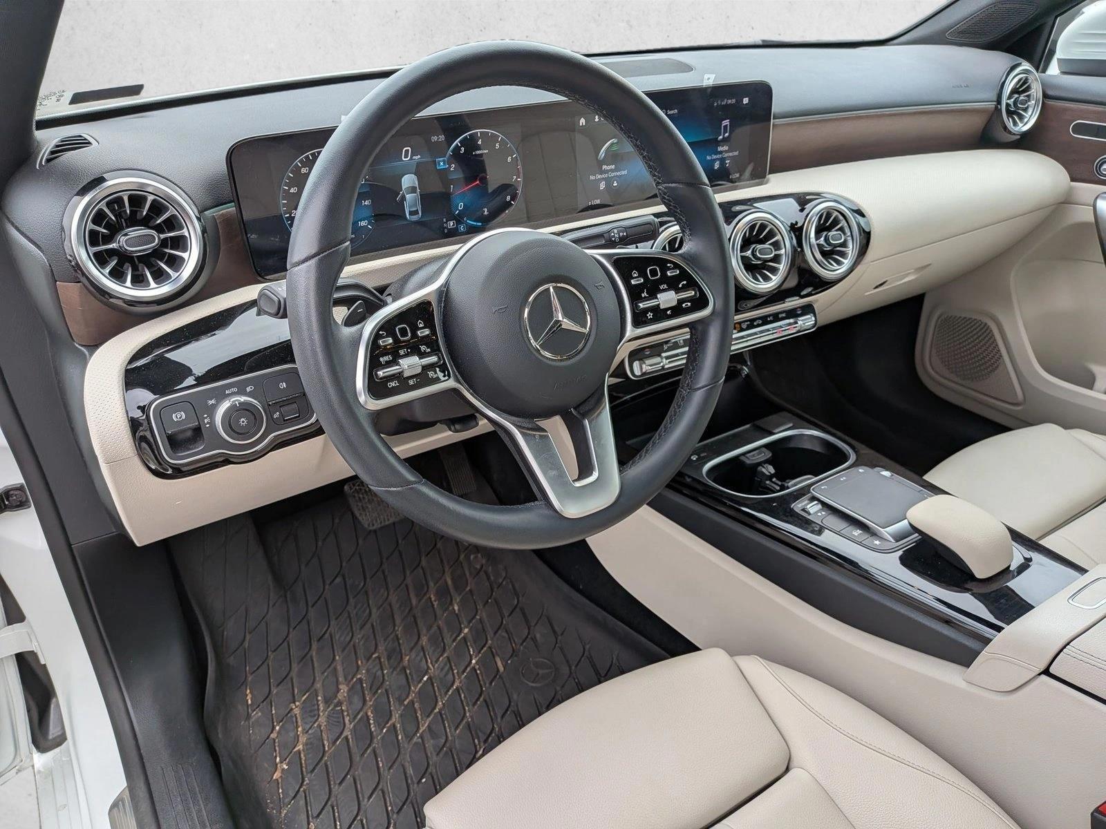 Thumbnail: 2022 Mercedes-Benz A-Class - 3