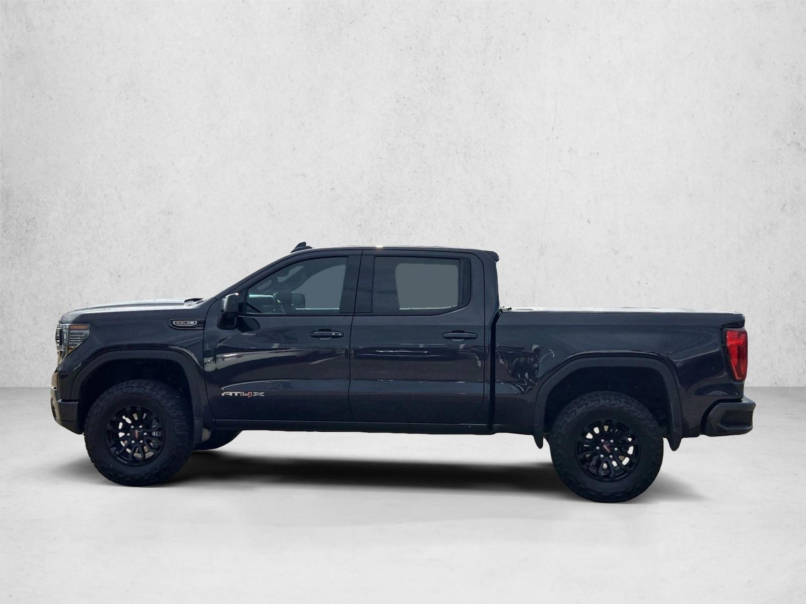Thumbnail: 2023 GMC Sierra 1500 - 2