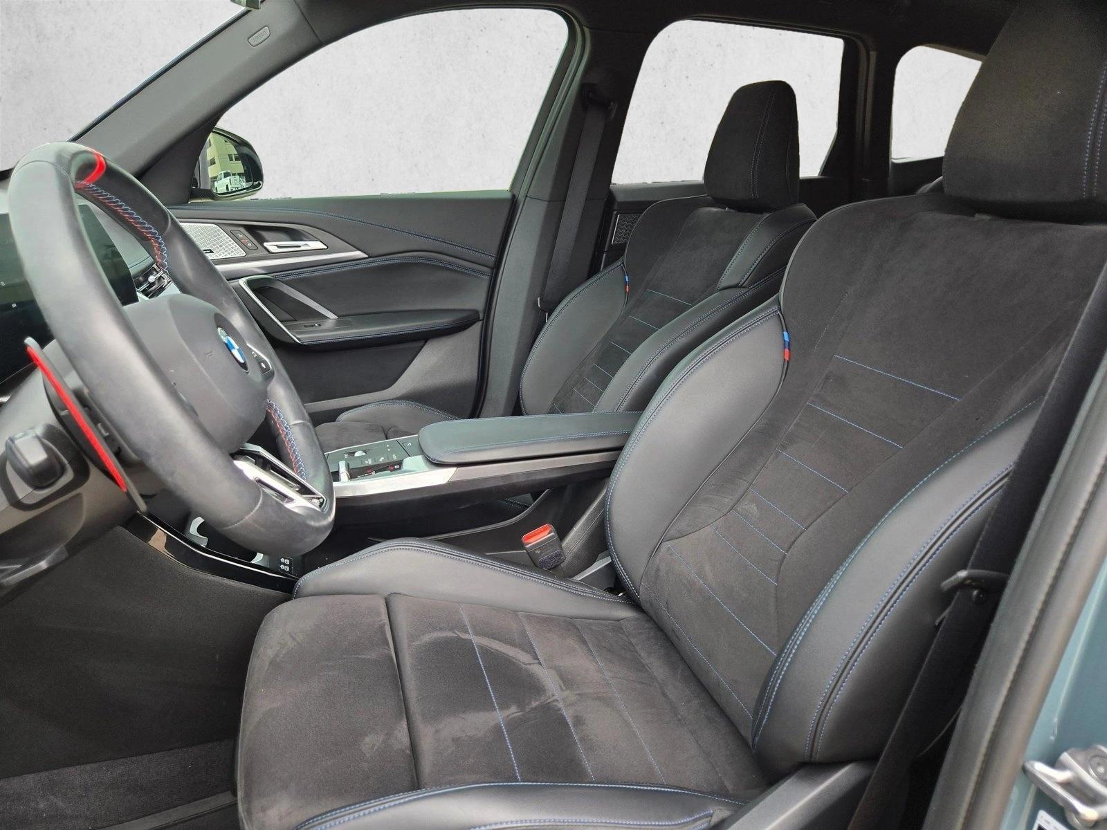 2025 BMW X1 M35i - Photo 16