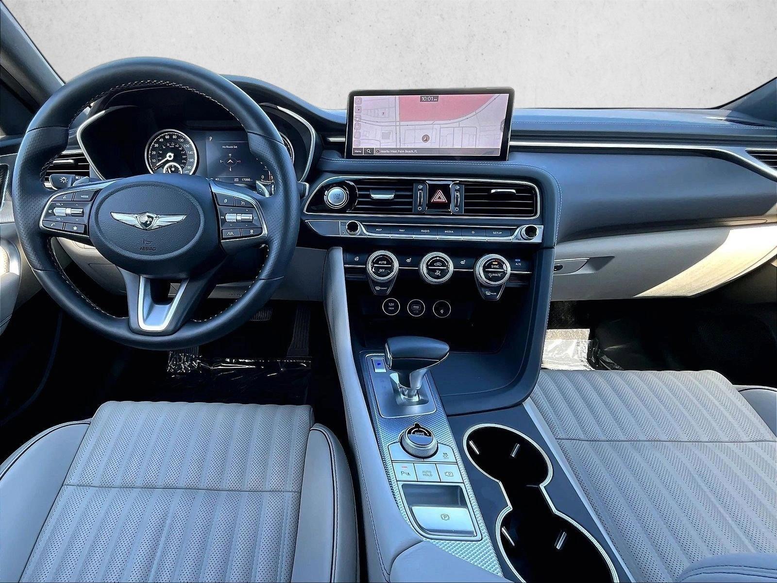 Thumbnail: 2022 Genesis G70 - 4