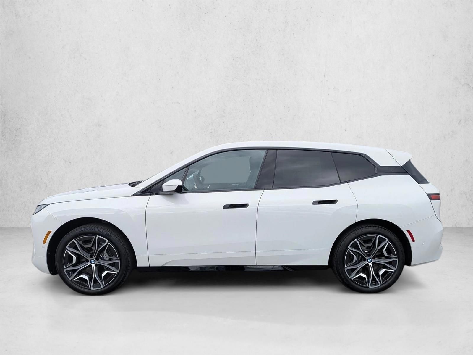 Thumbnail: 2026 BMW iX - 2