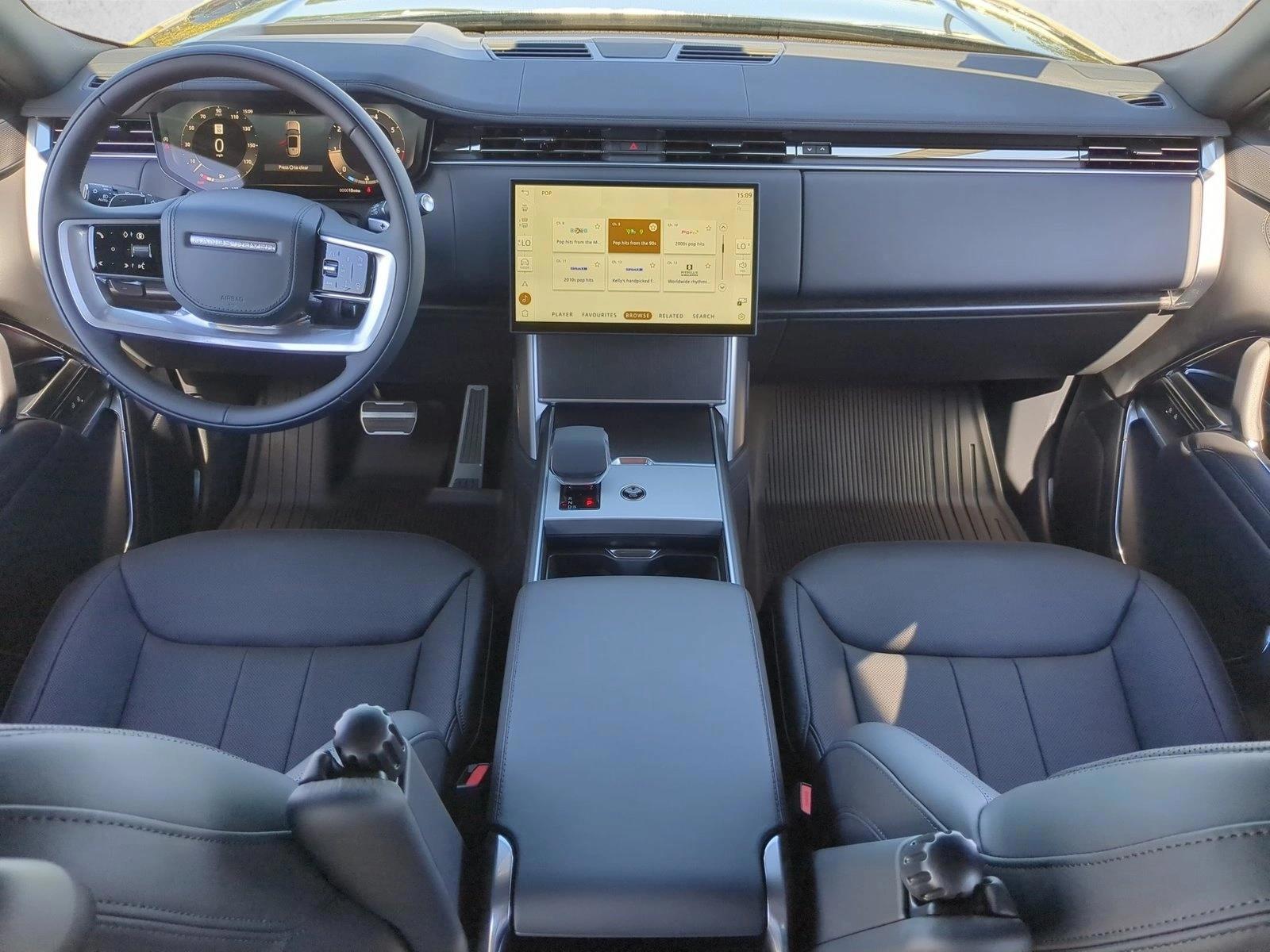 Thumbnail: 2026 Land Rover Range Rover - 3