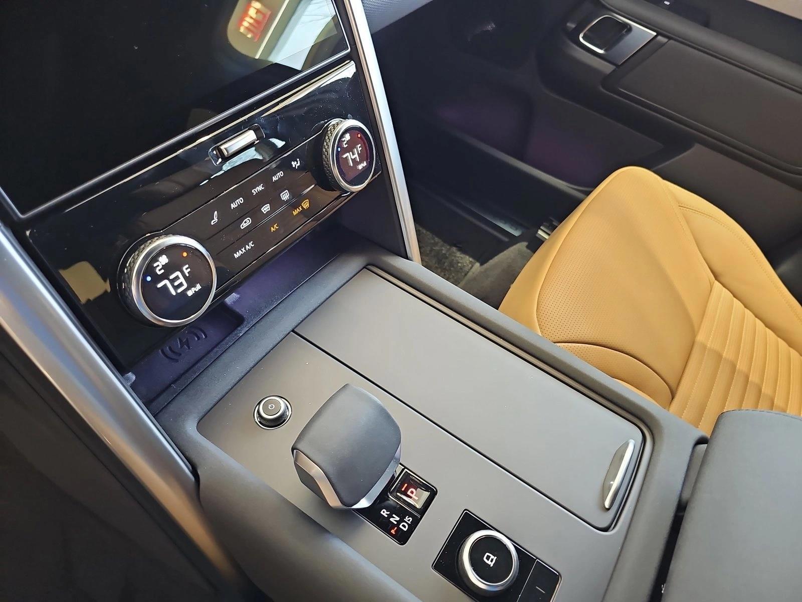 2025 Land Rover Discovery Dynamic SE - Photo 23