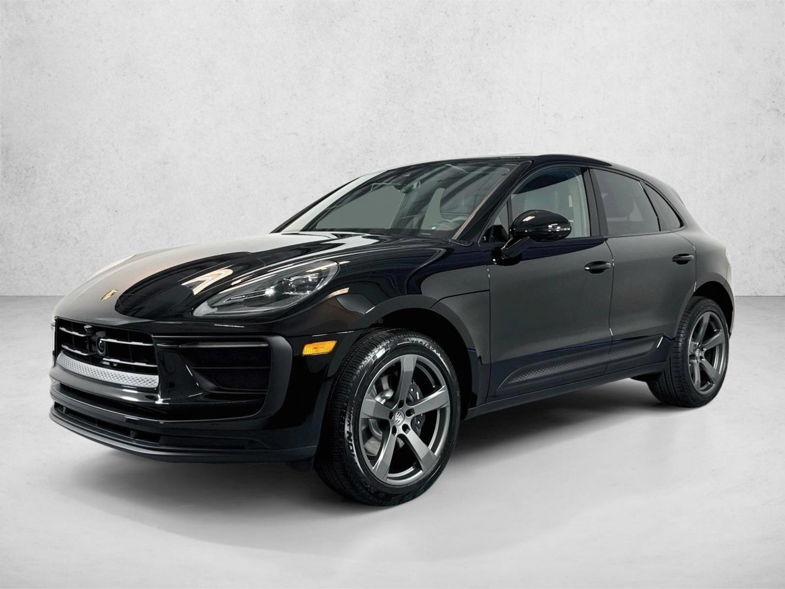 Thumbnail: 2026 Porsche Macan - 1