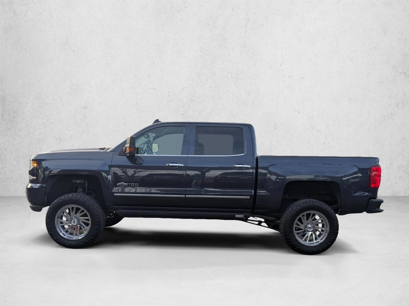 Thumbnail: 2018 Chevrolet Silverado 1500 - 2