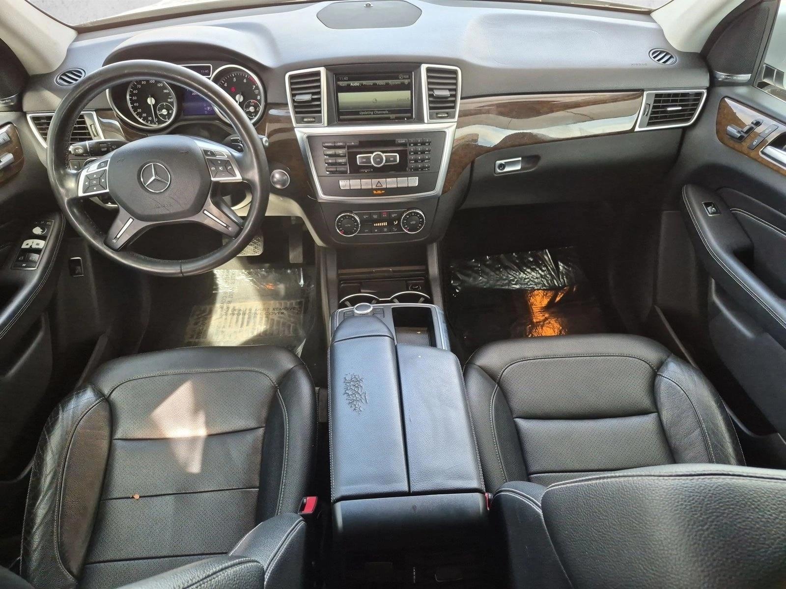 Thumbnail: 2015 Mercedes-Benz M-Class - 3