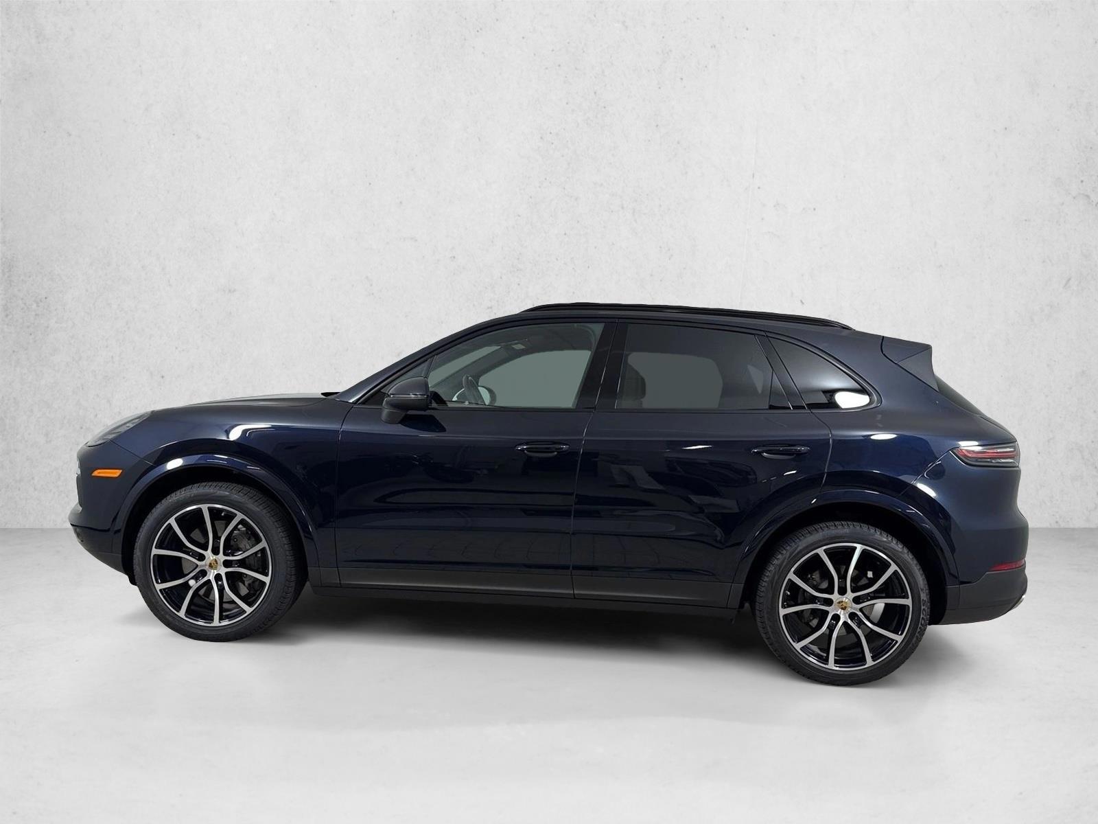 Thumbnail: 2023 Porsche Cayenne - 2