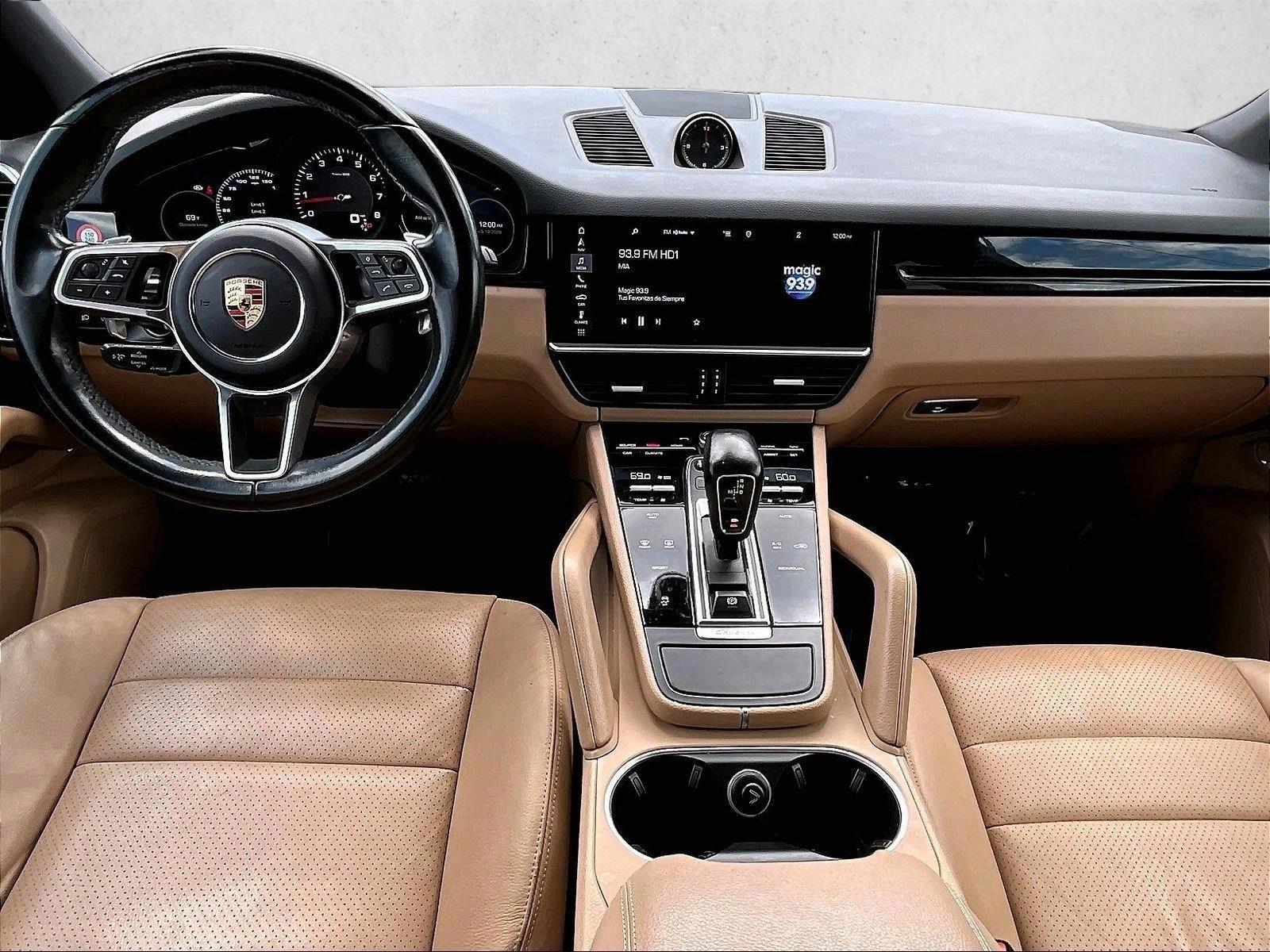 Thumbnail: 2020 Porsche Cayenne - 3