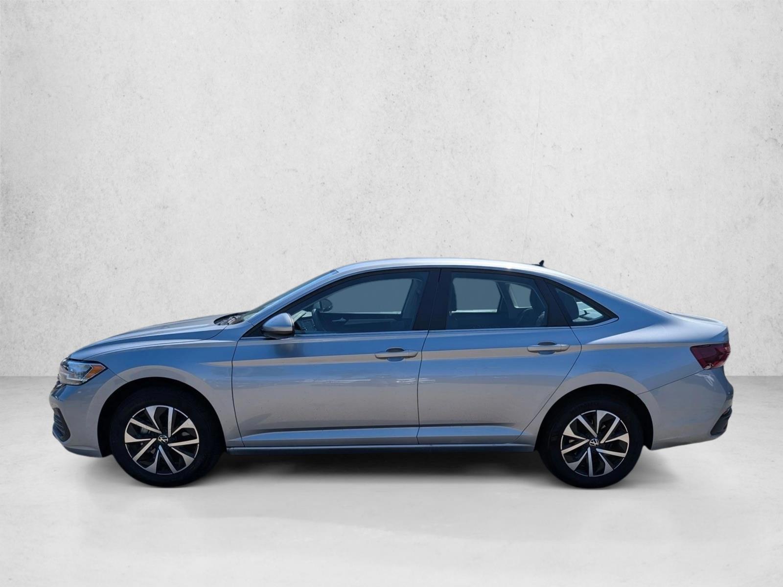 Thumbnail: 2023 Volkswagen Jetta - 2