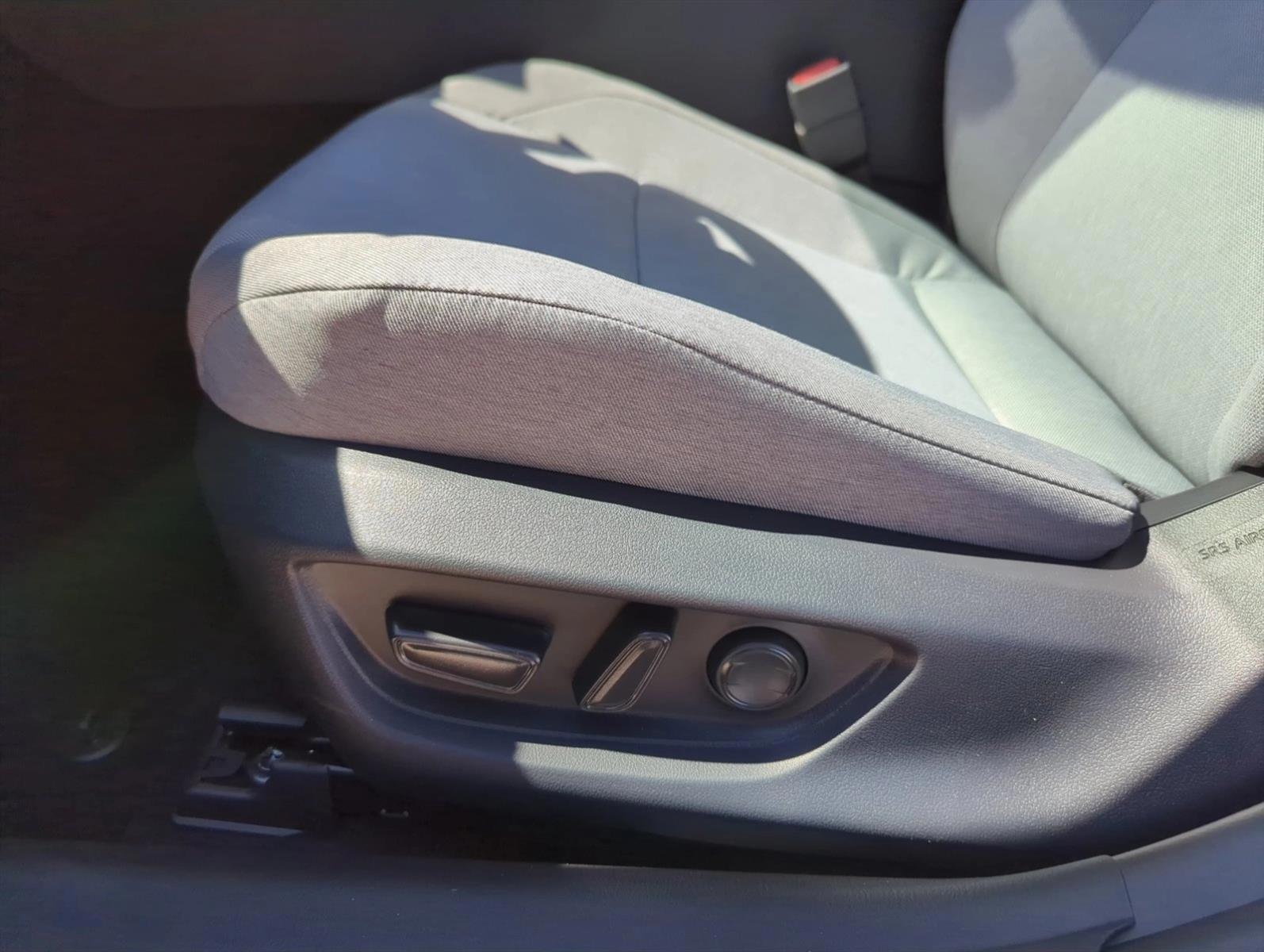 Thumbnail: 2026 Toyota Camry - 3