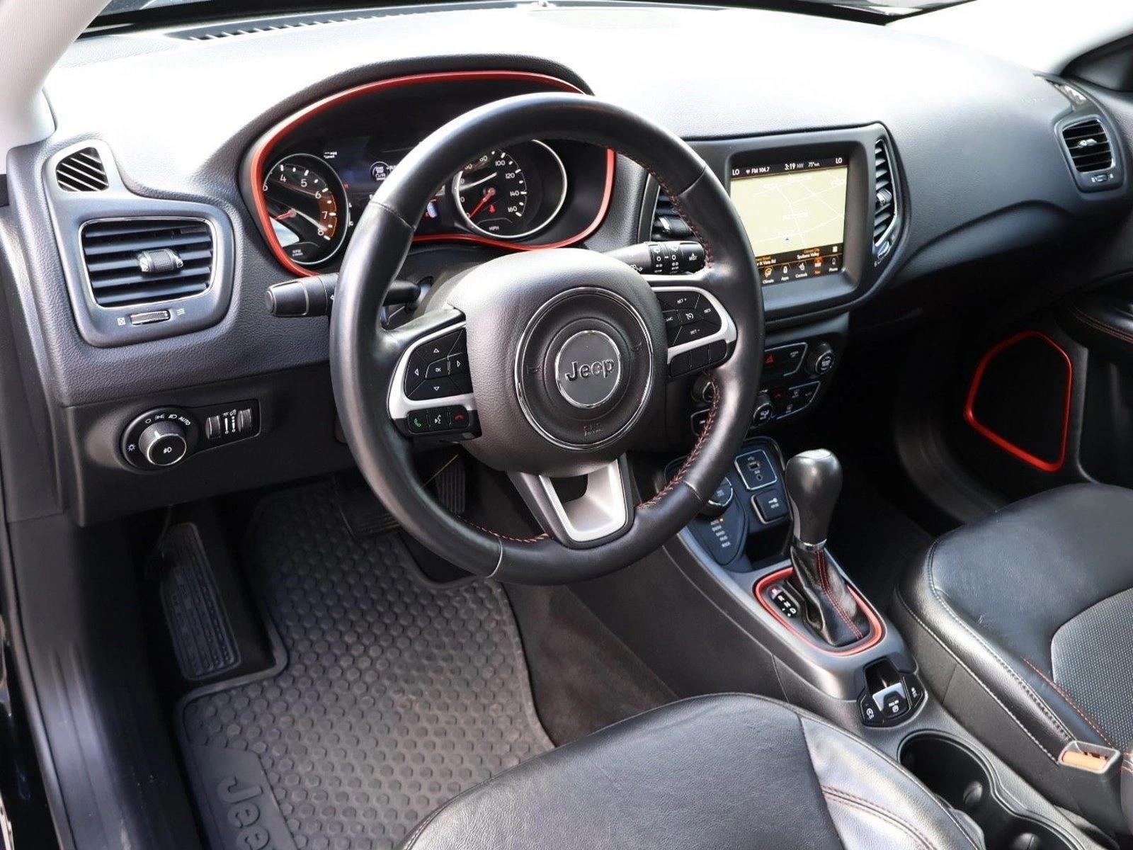 Thumbnail: 2018 Jeep Compass - 3