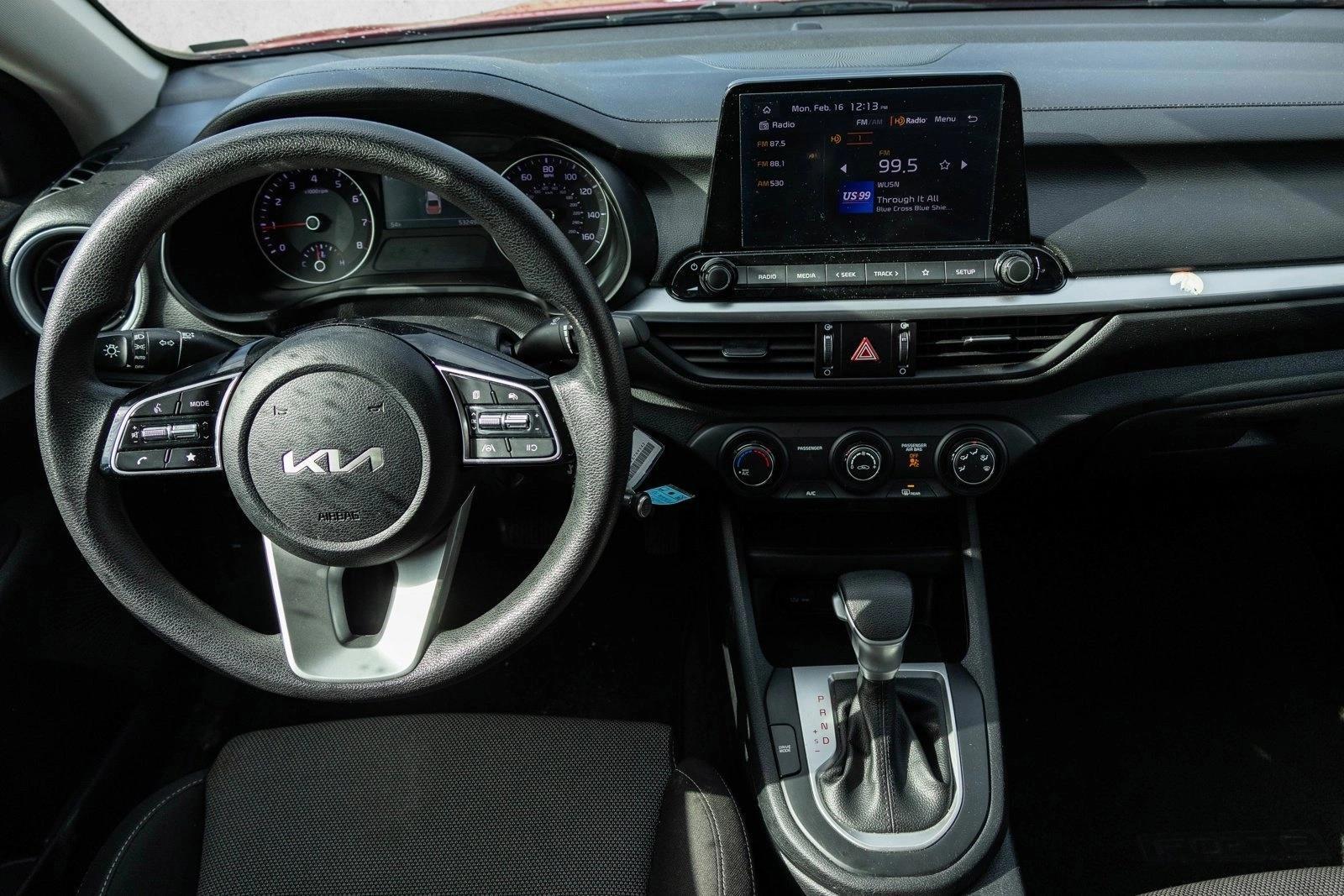 Thumbnail: 2024 Kia Forte - 4