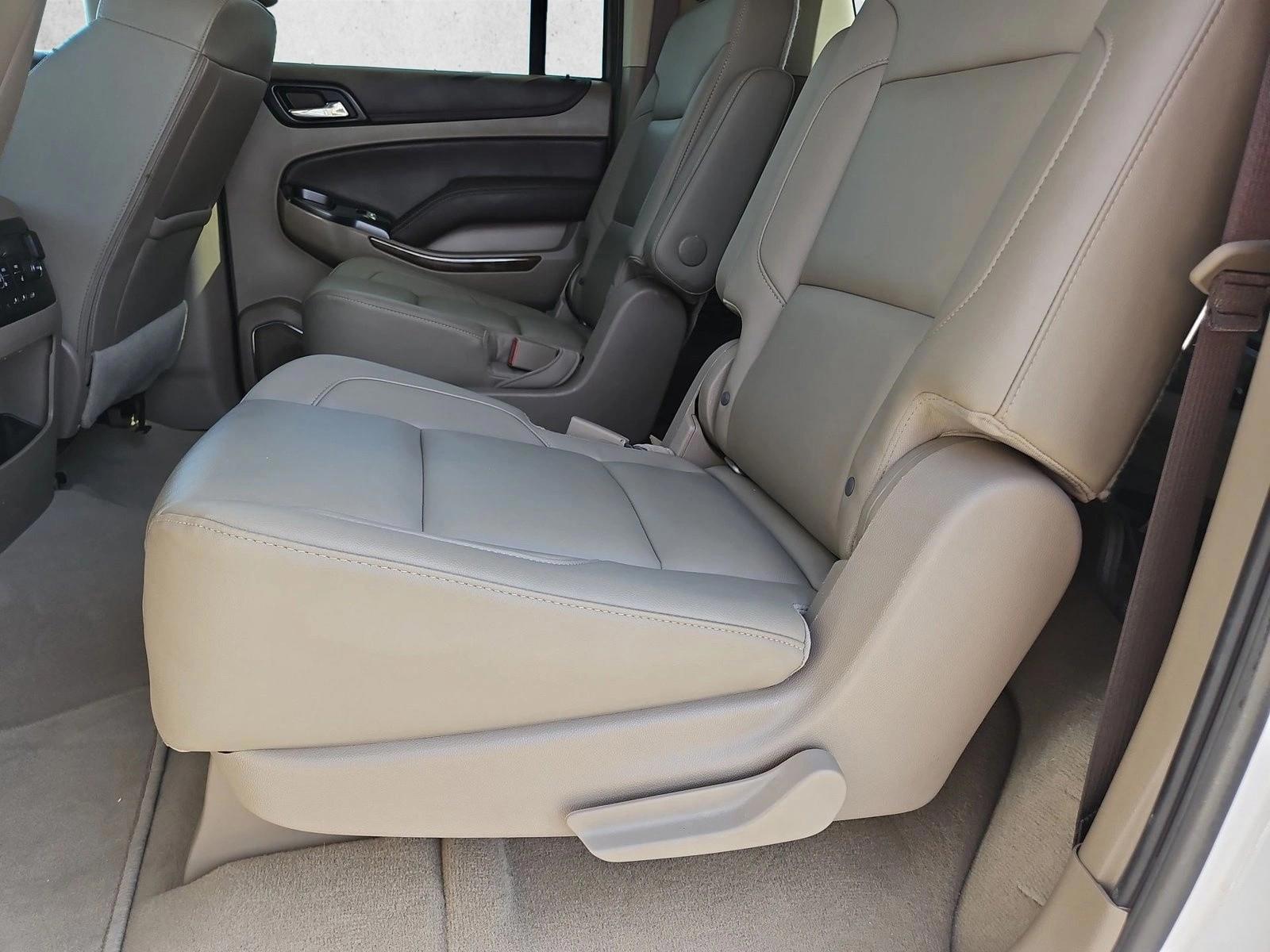 Thumbnail: 2020 Chevrolet Suburban - 4