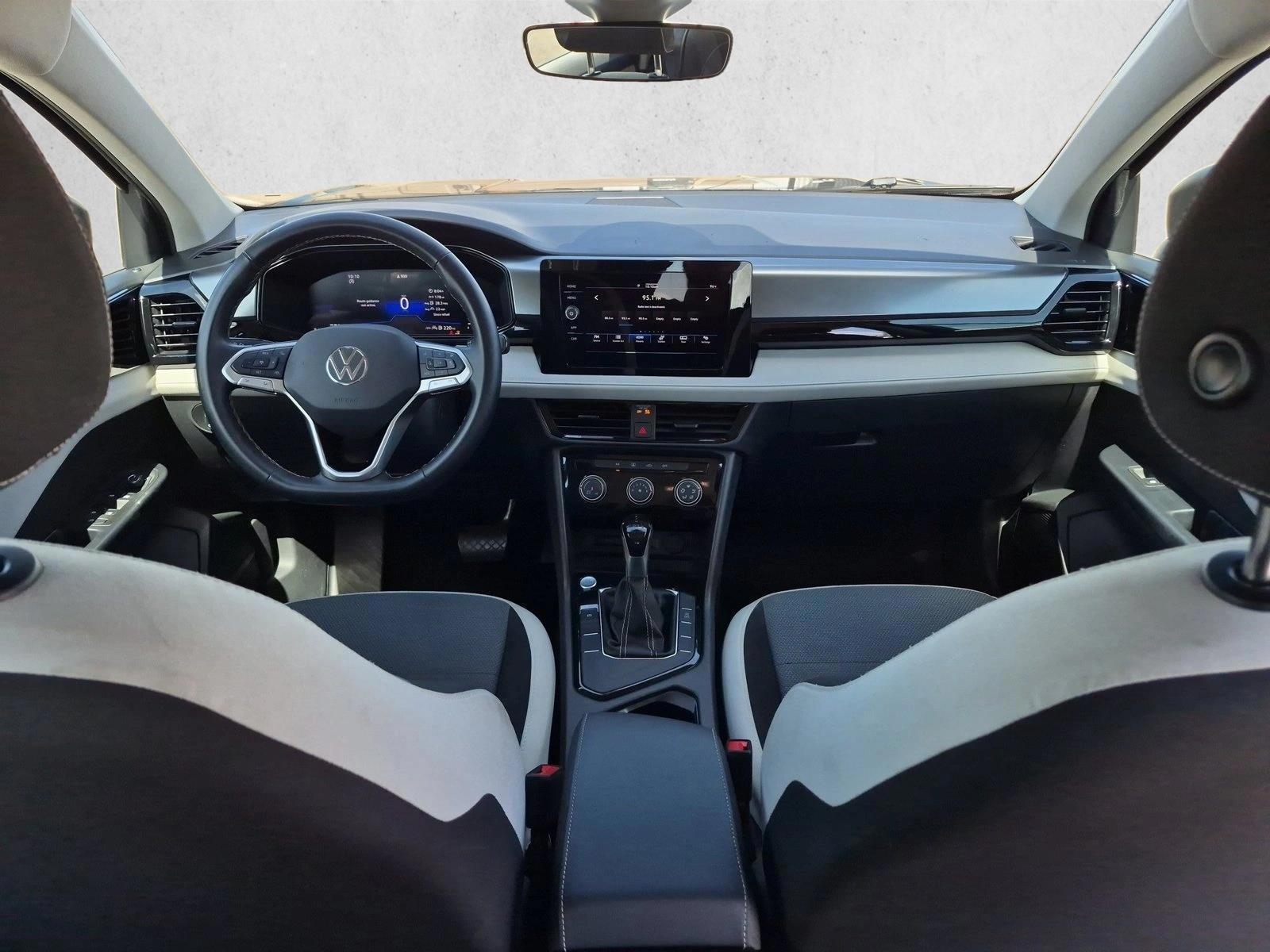 Thumbnail: 2025 Volkswagen Taos - 3