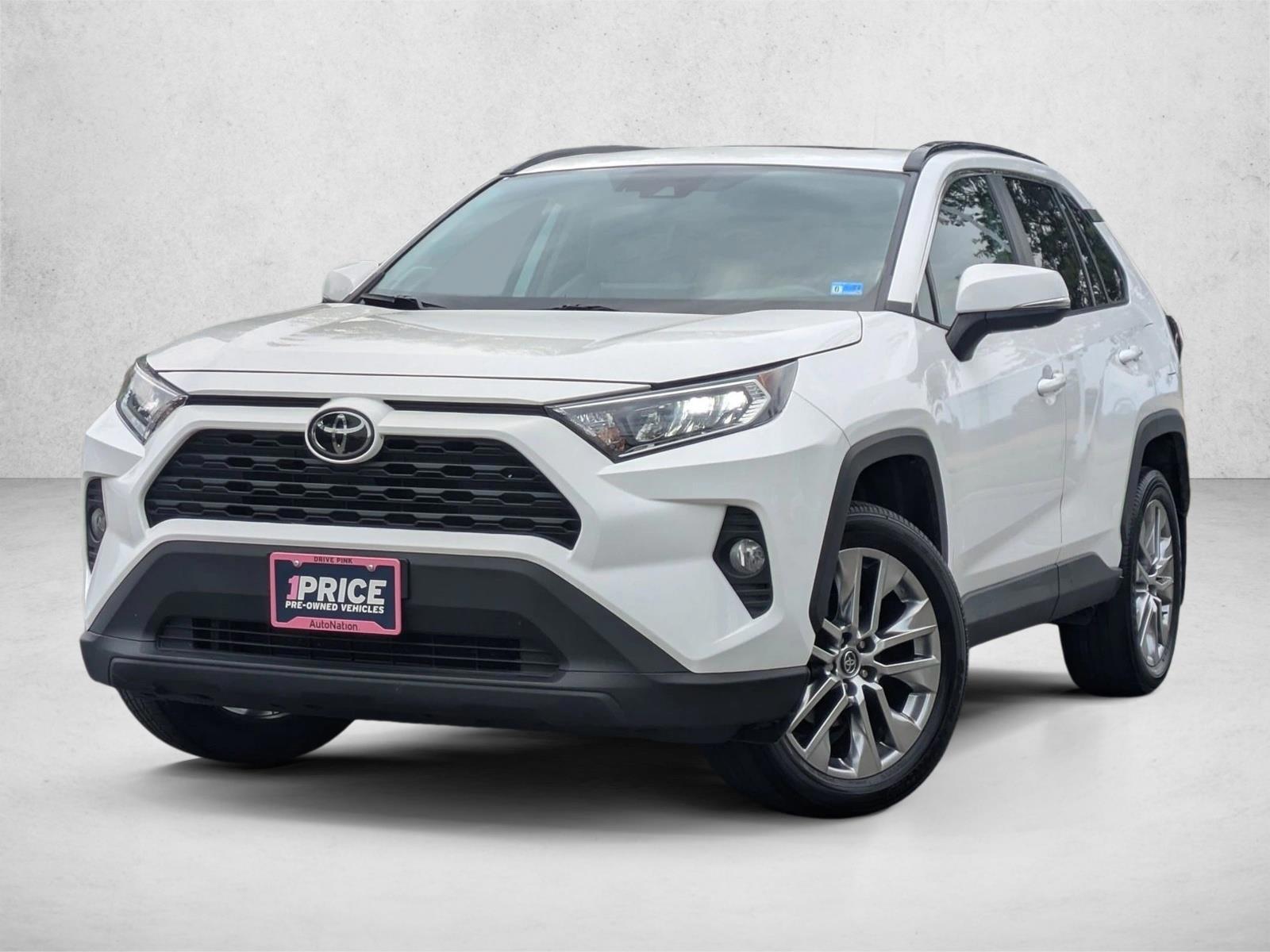 Thumbnail: 2020 Toyota RAV4 - 1