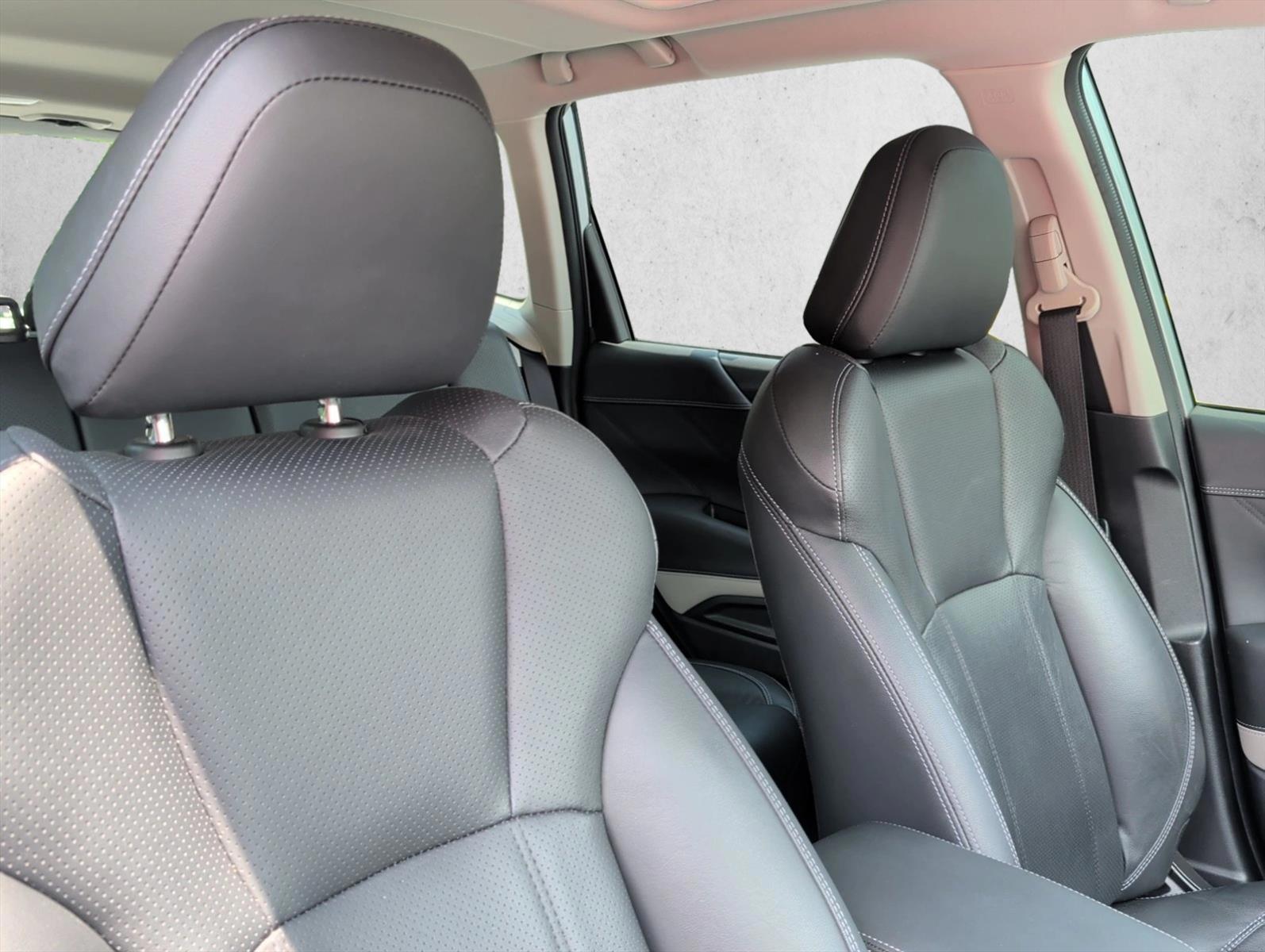 2022 Subaru Forester Limited - Photo 27