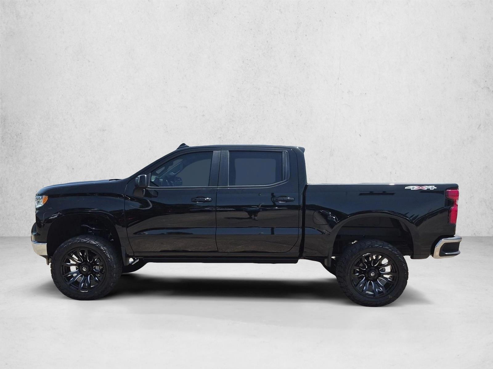 Thumbnail: 2026 Chevrolet Silverado 1500 - 2