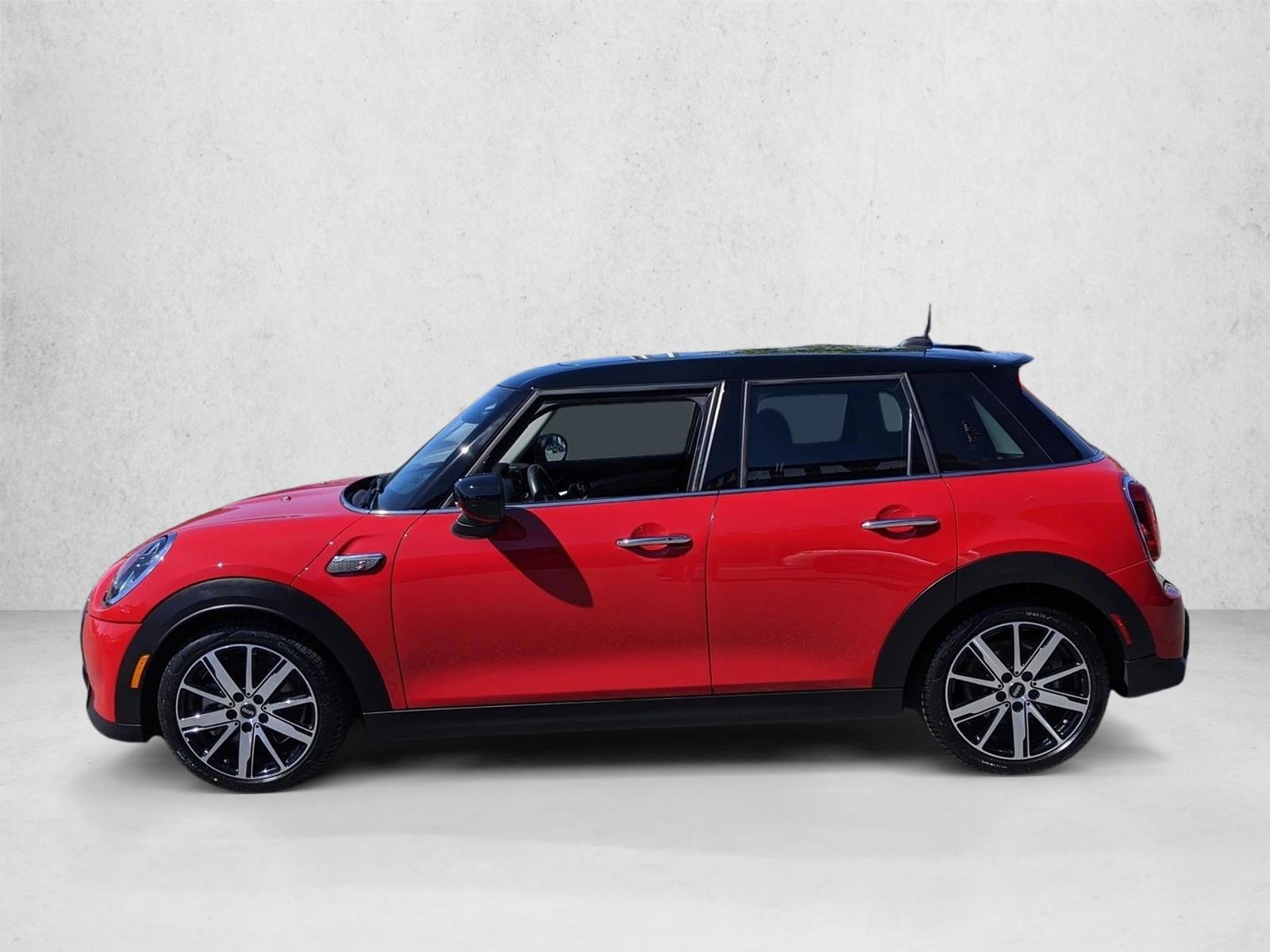 Thumbnail: 2024 MINI Cooper Hardtop - 2