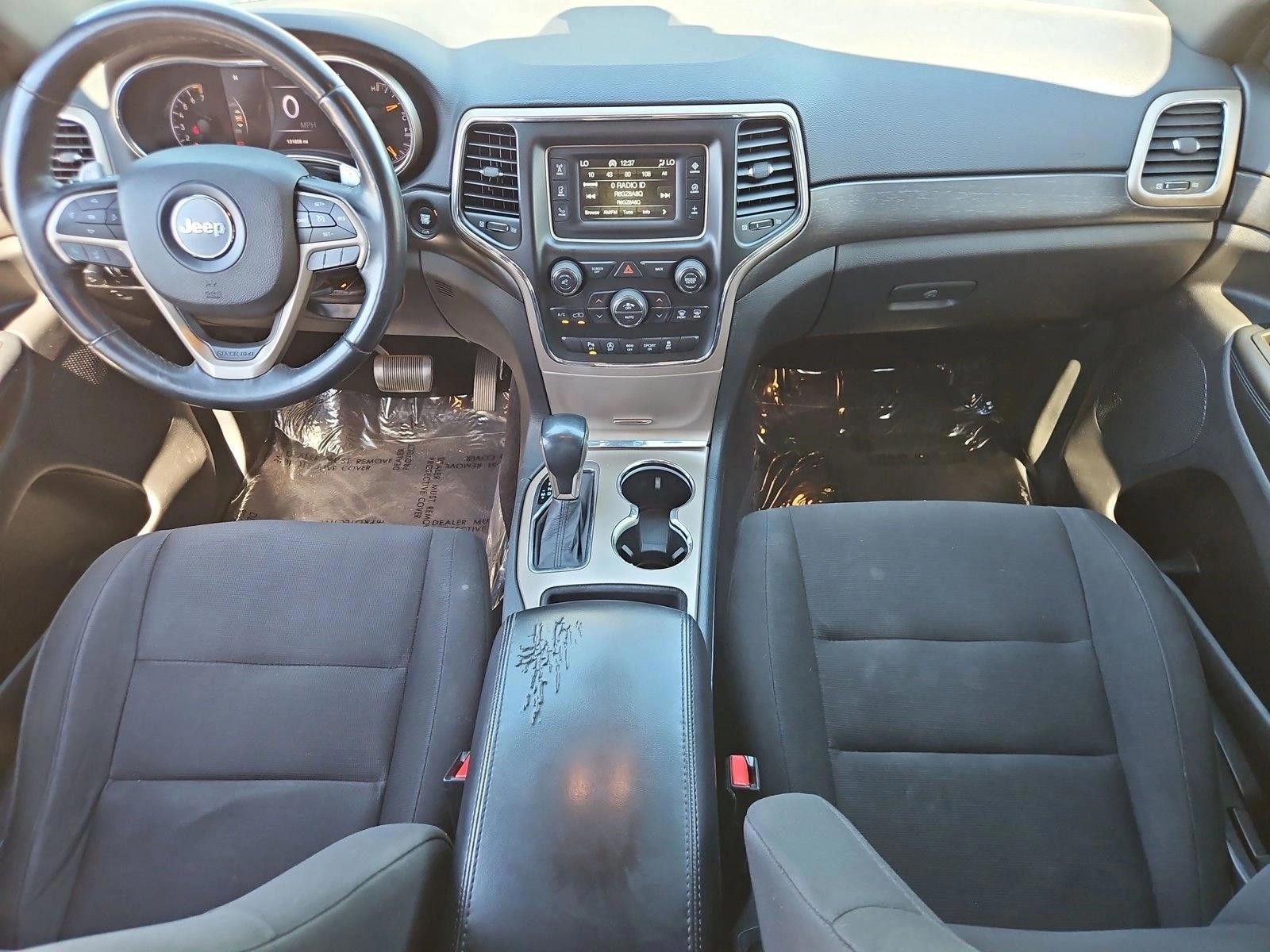 Thumbnail: 2017 Jeep Grand Cherokee - 4