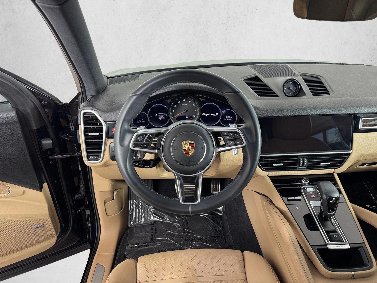 Thumbnail: 2023 Porsche Cayenne - 3