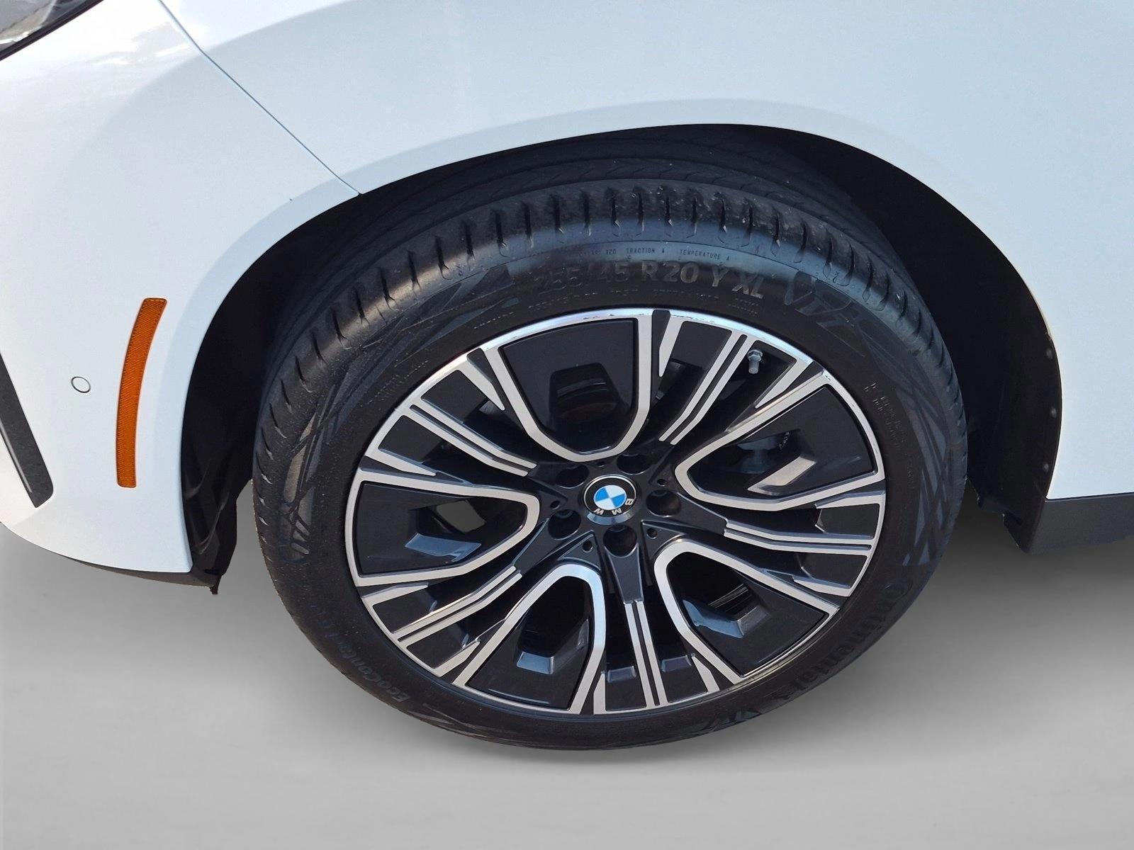 2026 BMW X3 30 - Photo 22