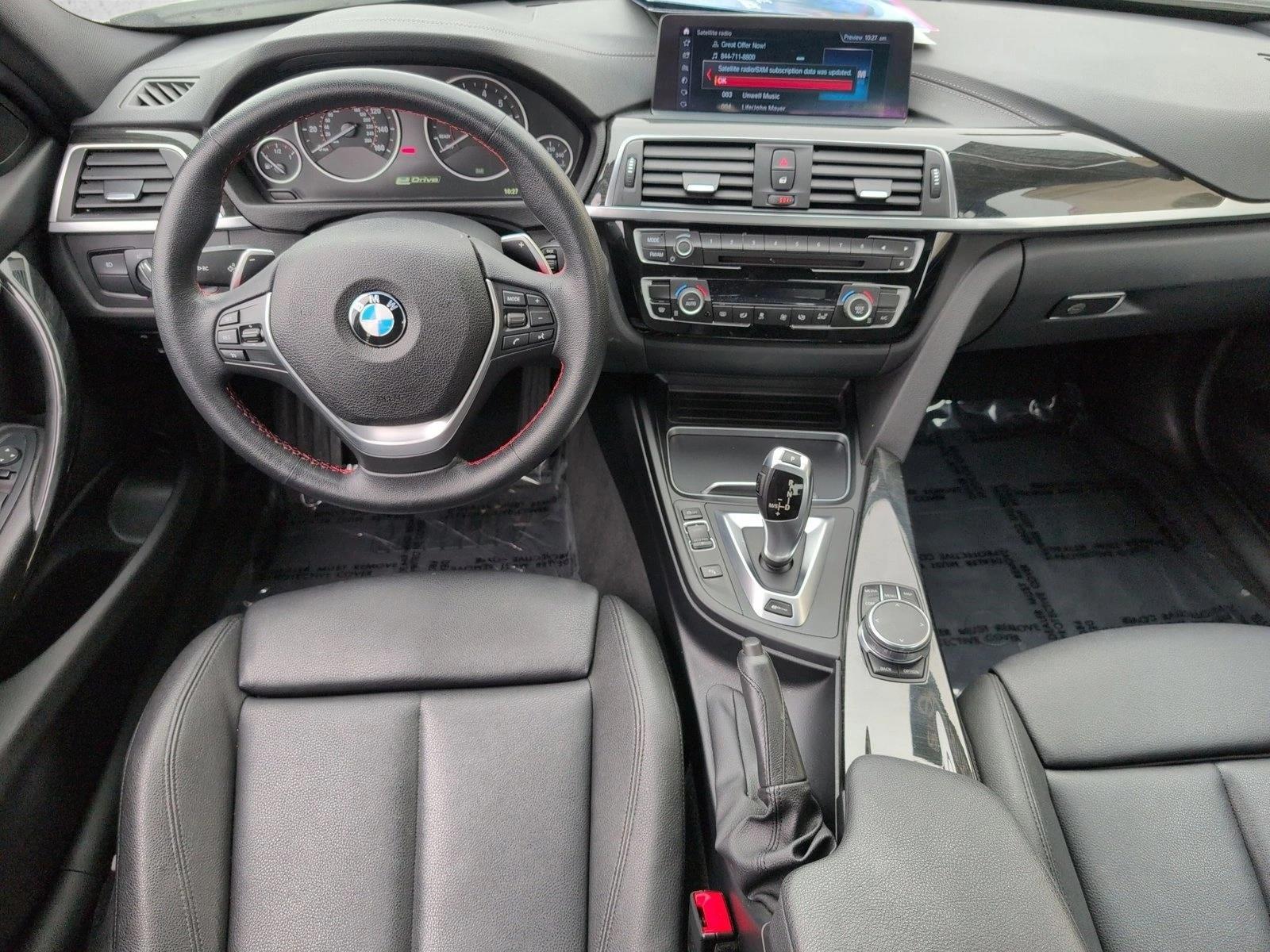 Thumbnail: 2018 BMW 3 Series - 3