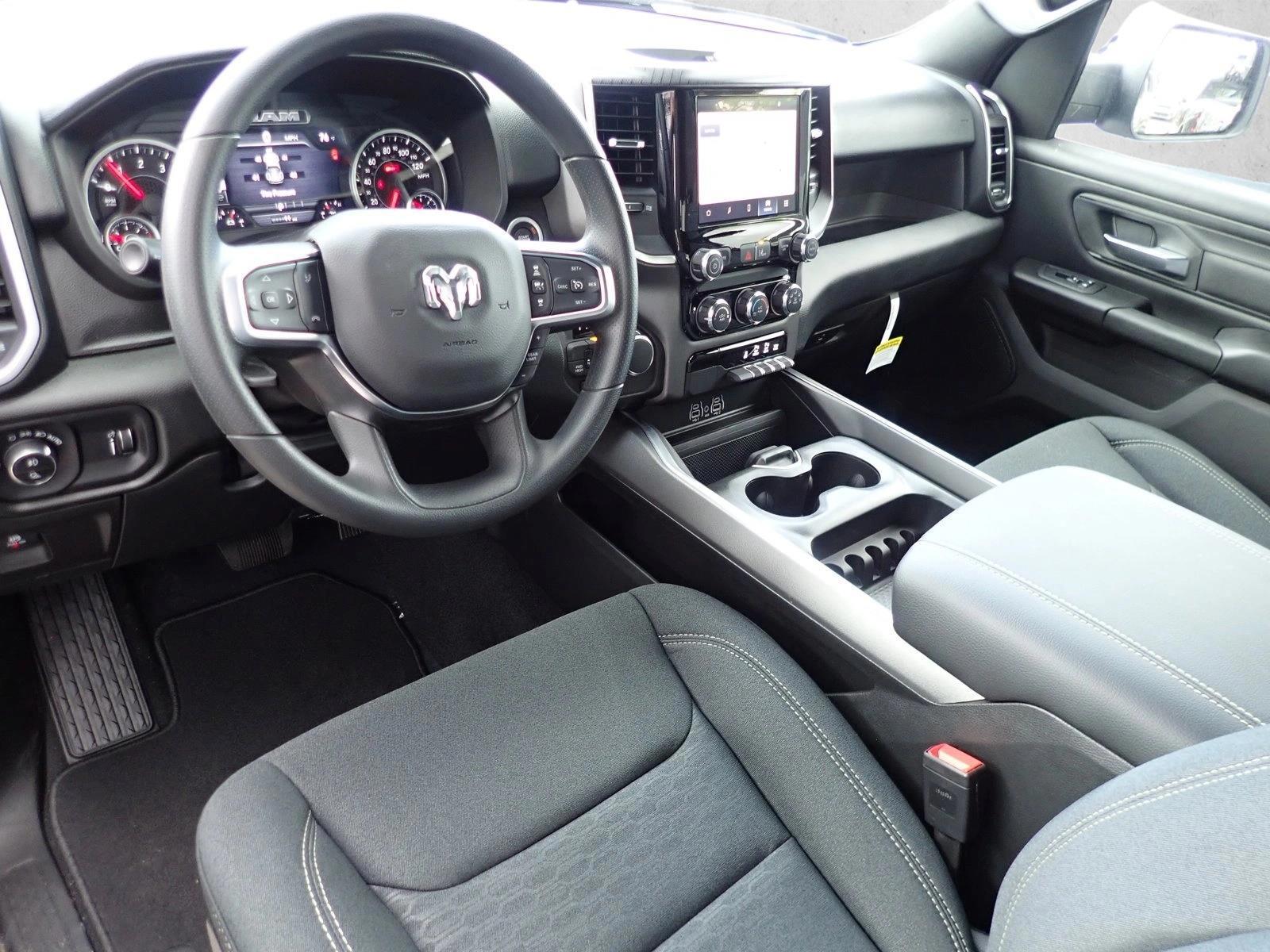 Thumbnail: 2026 RAM 1500 - 3