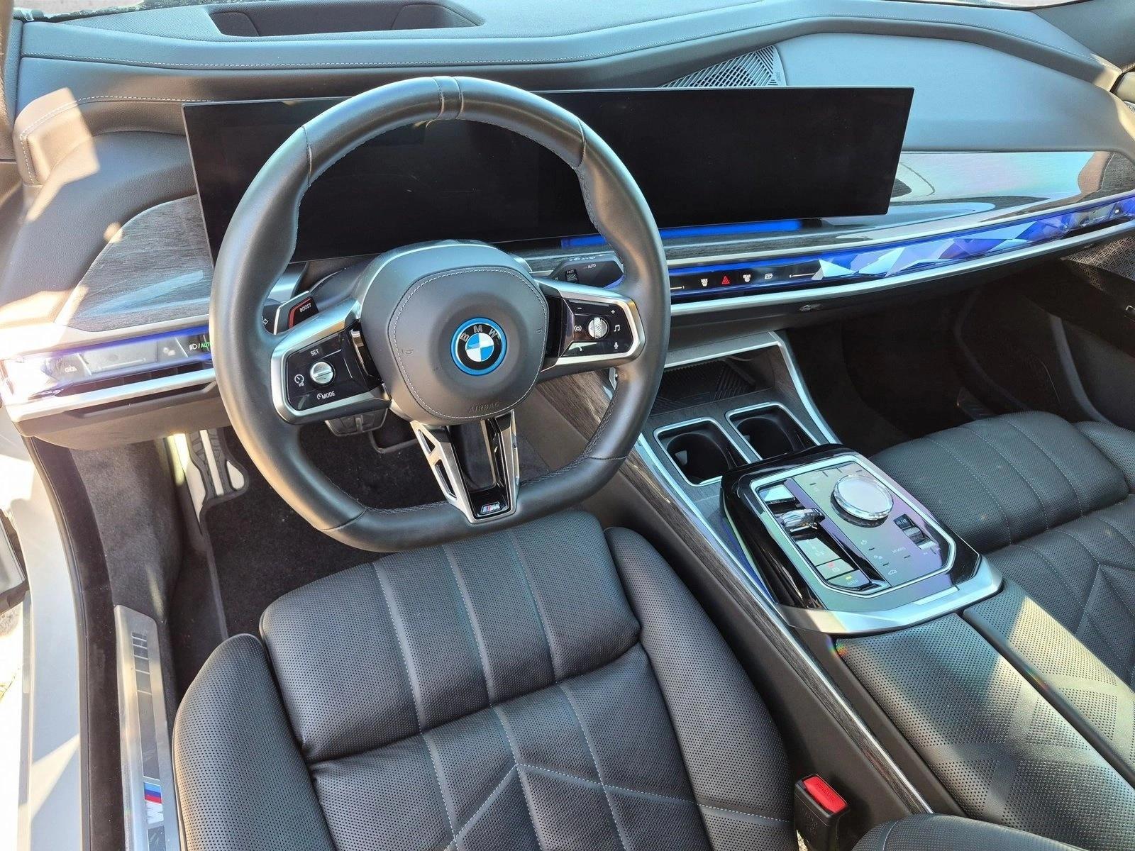 Thumbnail: 2023 BMW i7 - 3