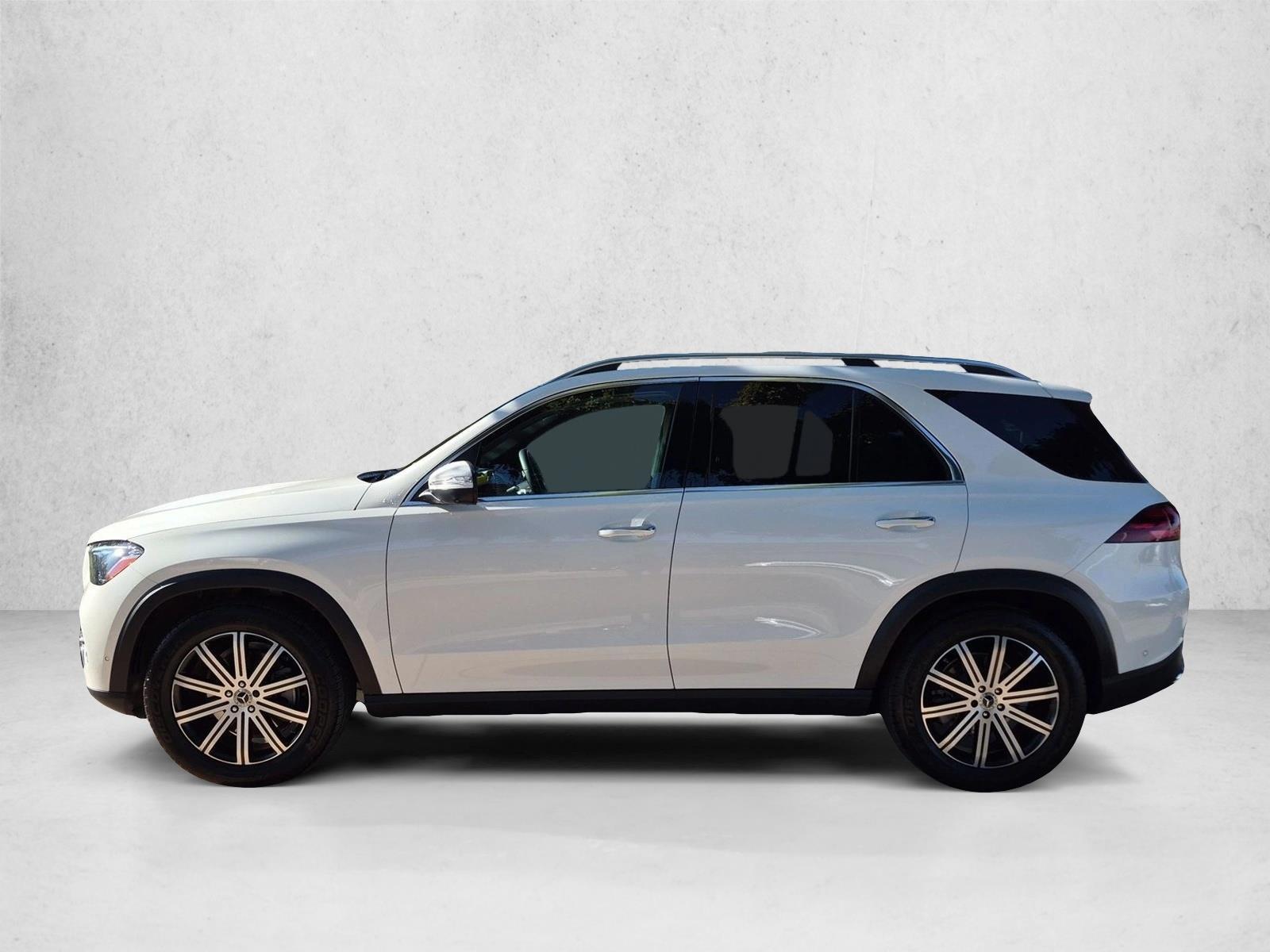 Thumbnail: 2026 Mercedes-Benz GLE - 2