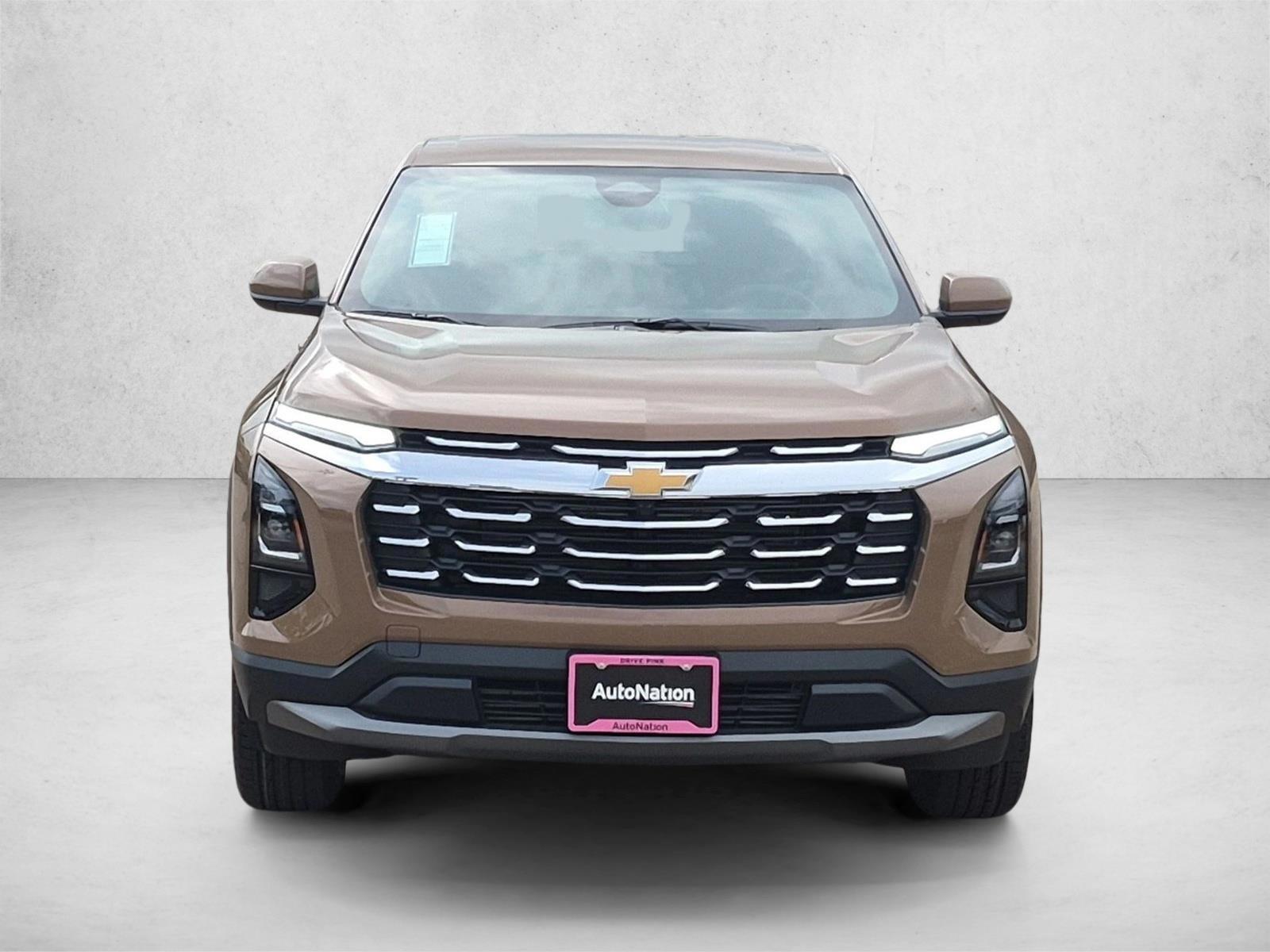 2027 Chevrolet Equinox LT - Photo 6