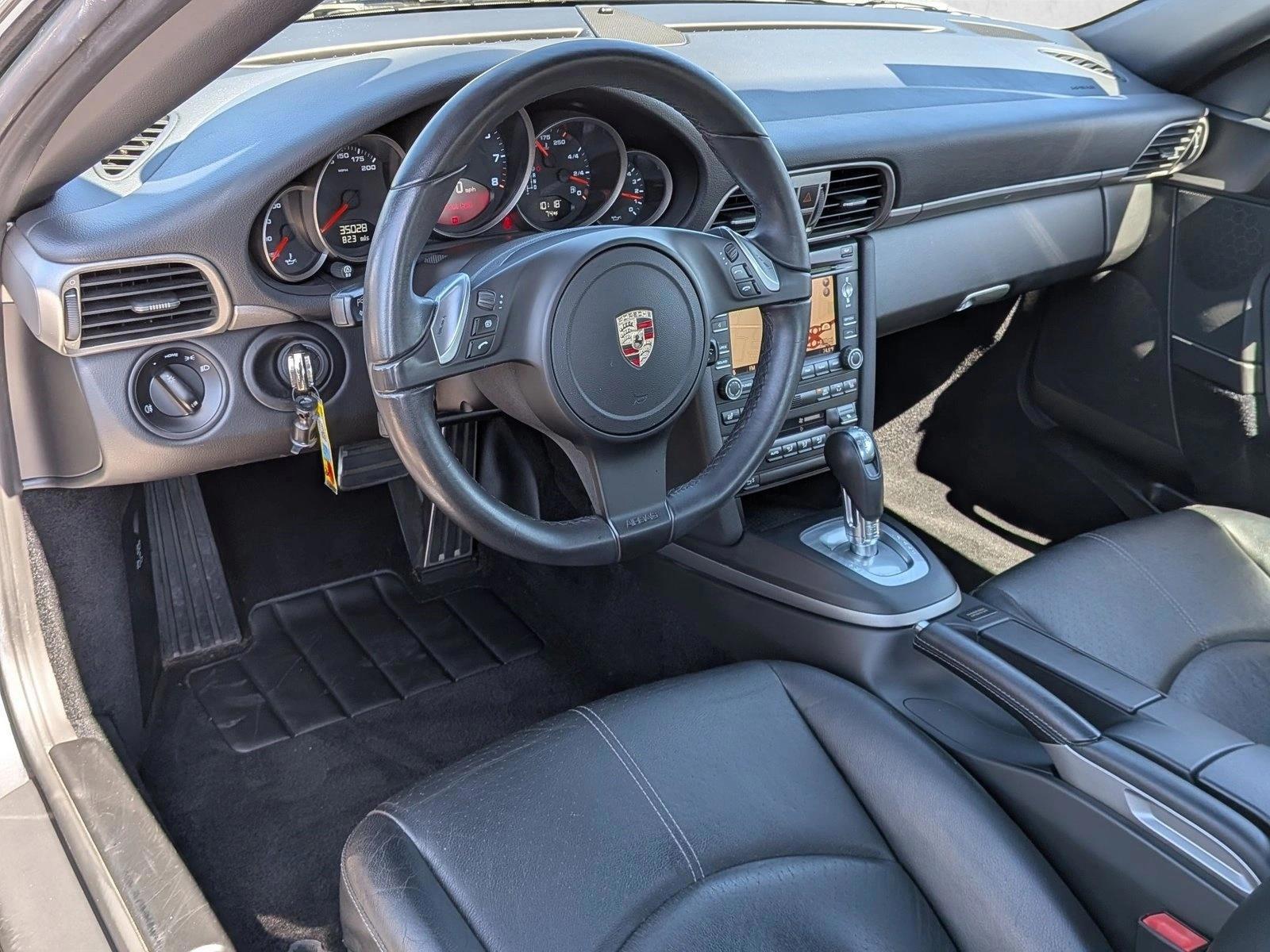 Thumbnail: 2012 Porsche 911 - 3