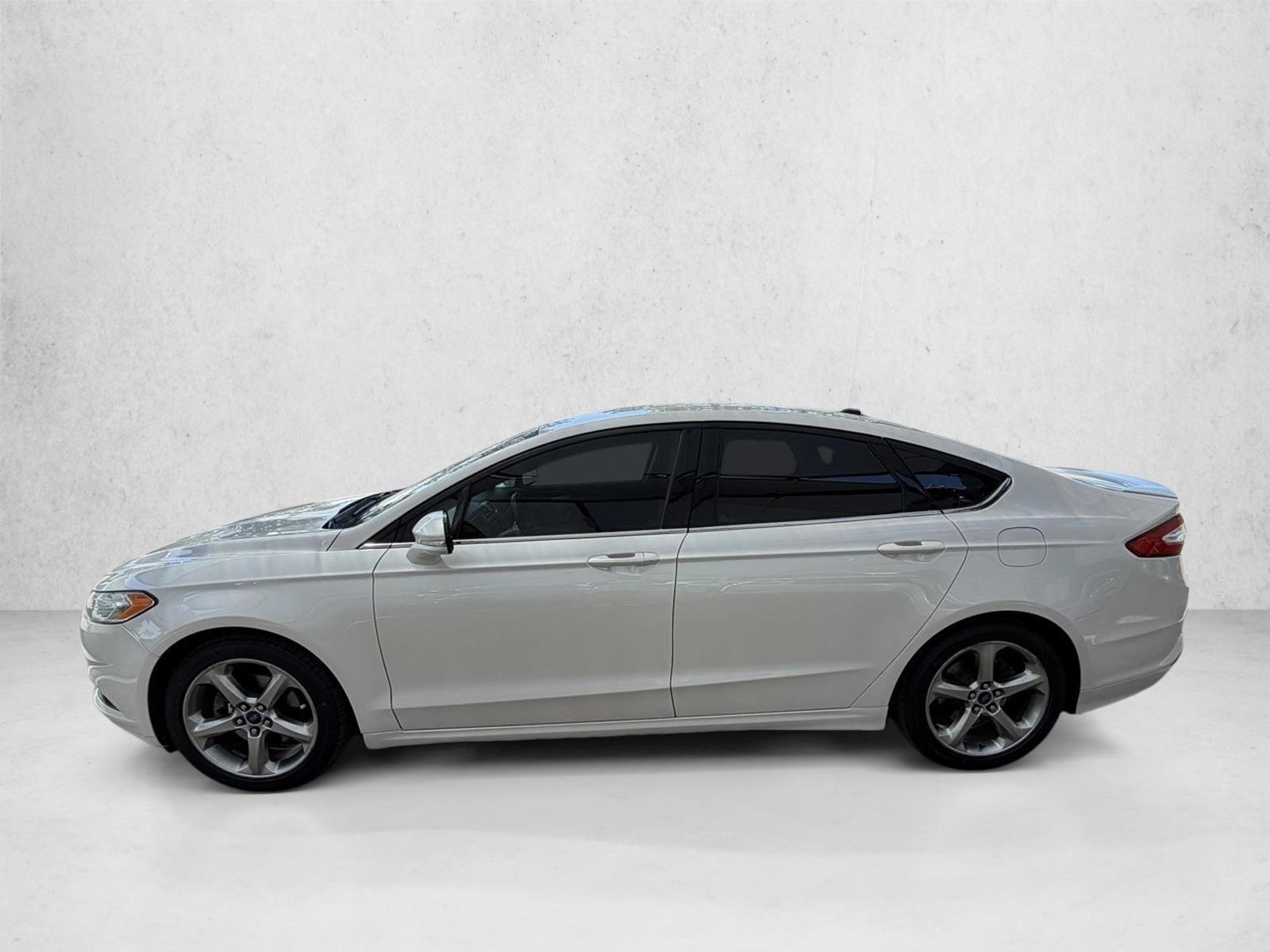 Thumbnail: 2015 Ford Fusion - 2