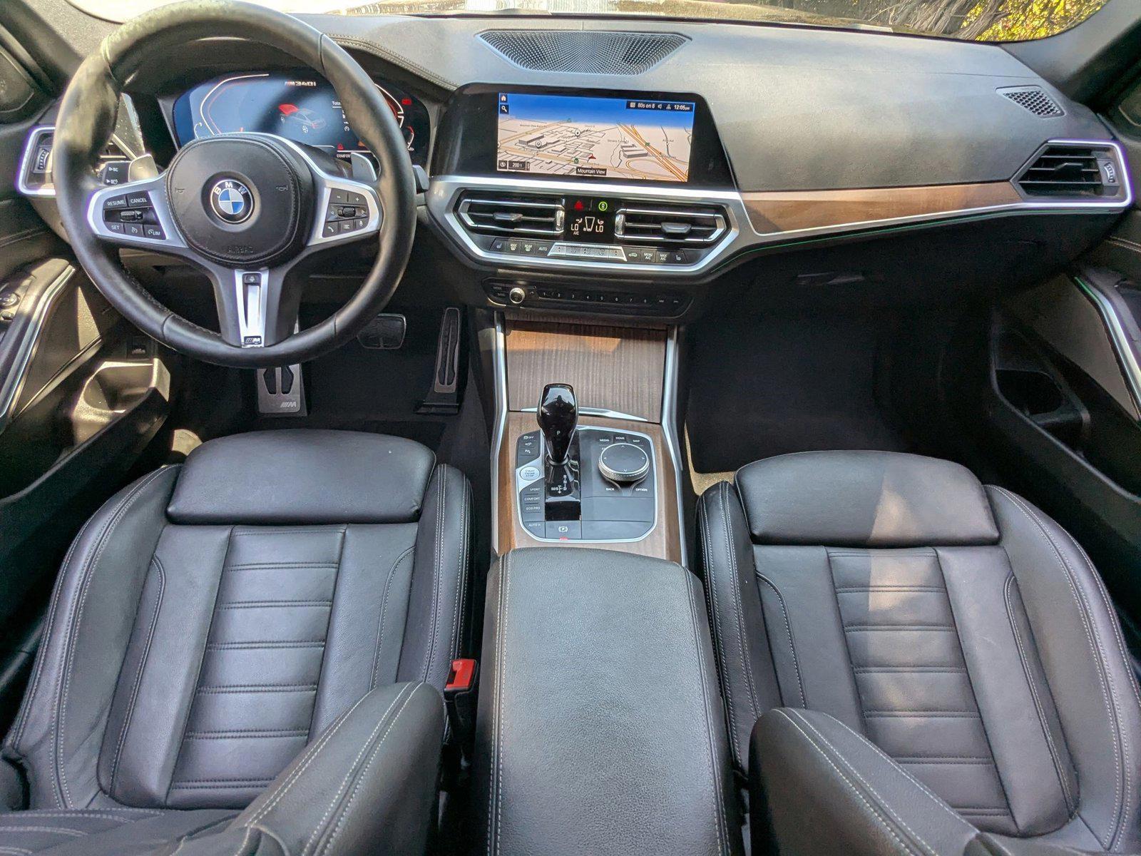 Thumbnail: 2021 BMW 3 Series - 3