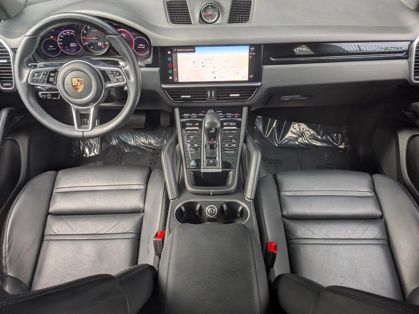Thumbnail: 2023 Porsche Cayenne - 3