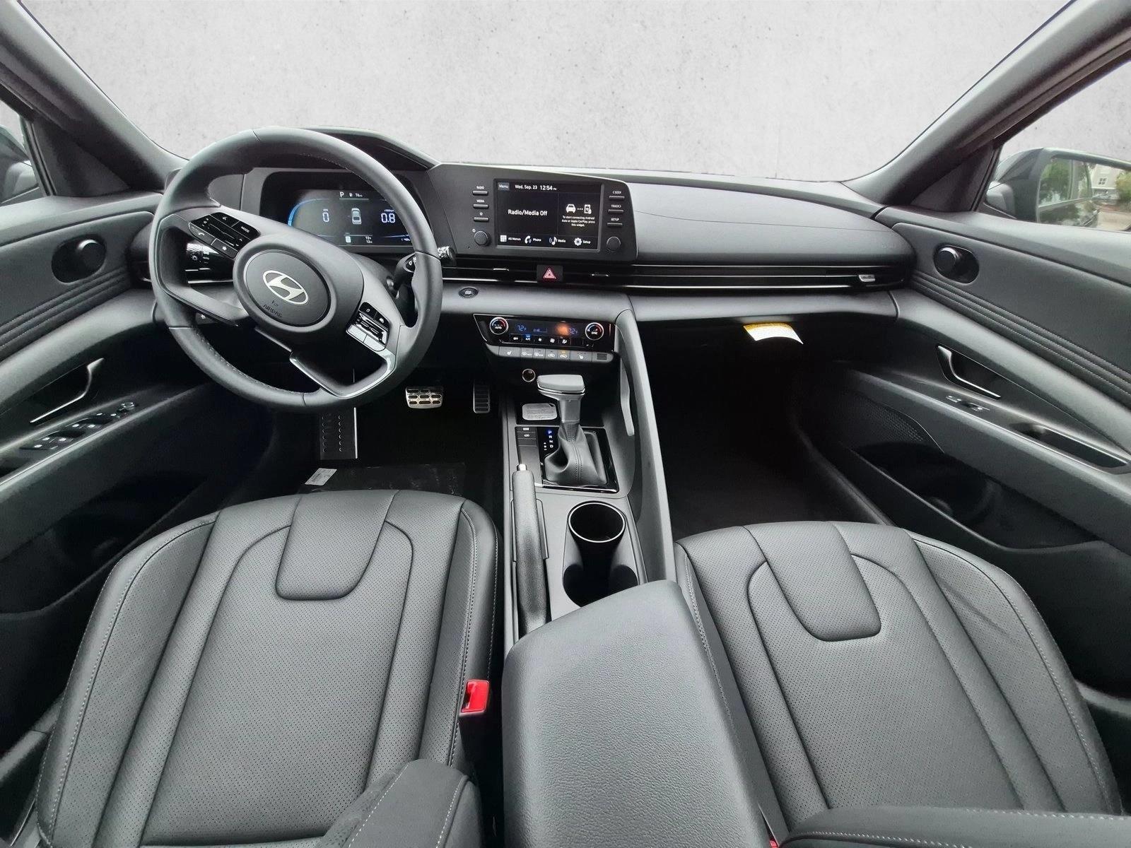 Thumbnail: 2026 Hyundai Elantra - 4