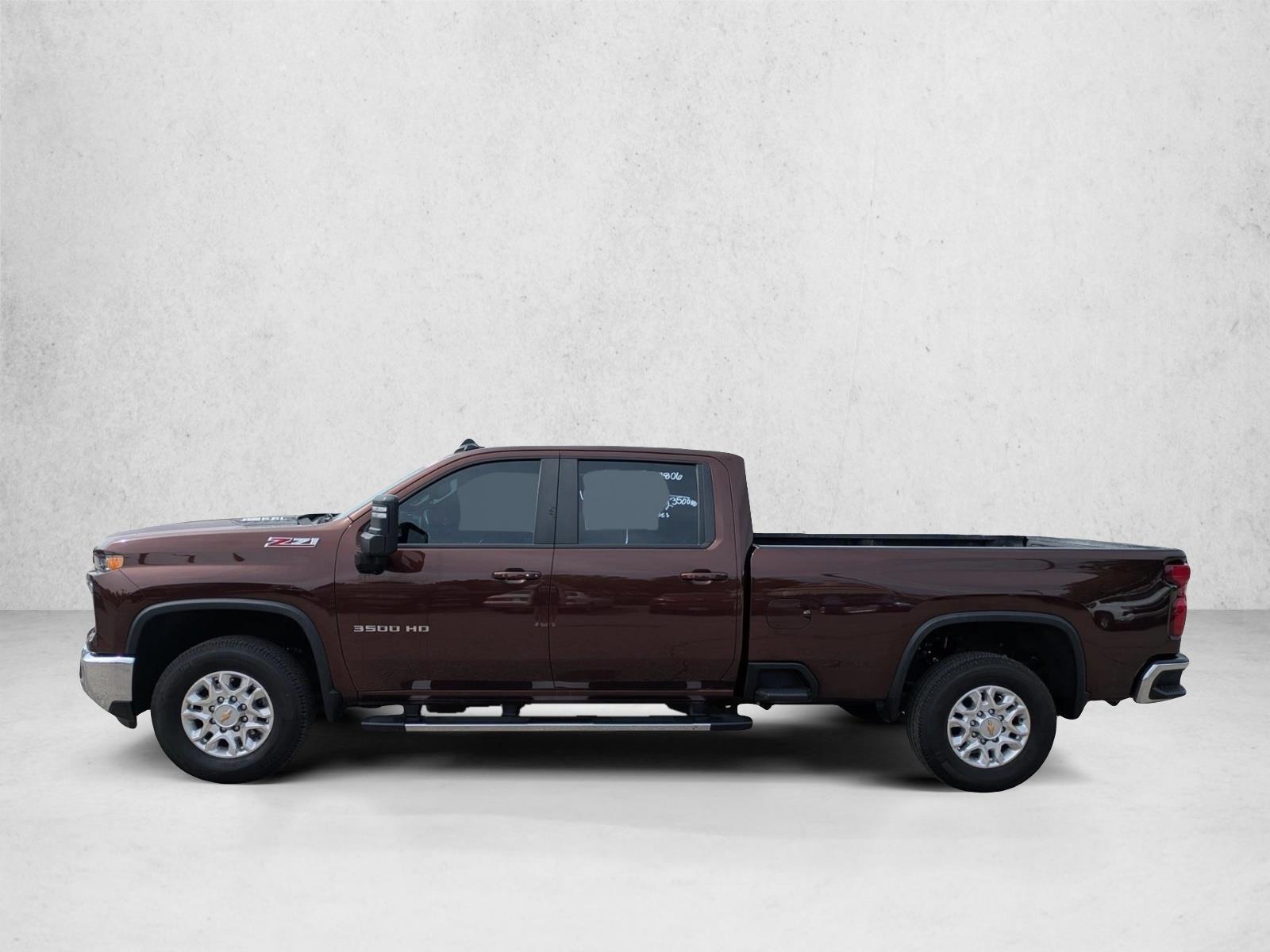 Thumbnail: 2024 Chevrolet Silverado 3500 - 2