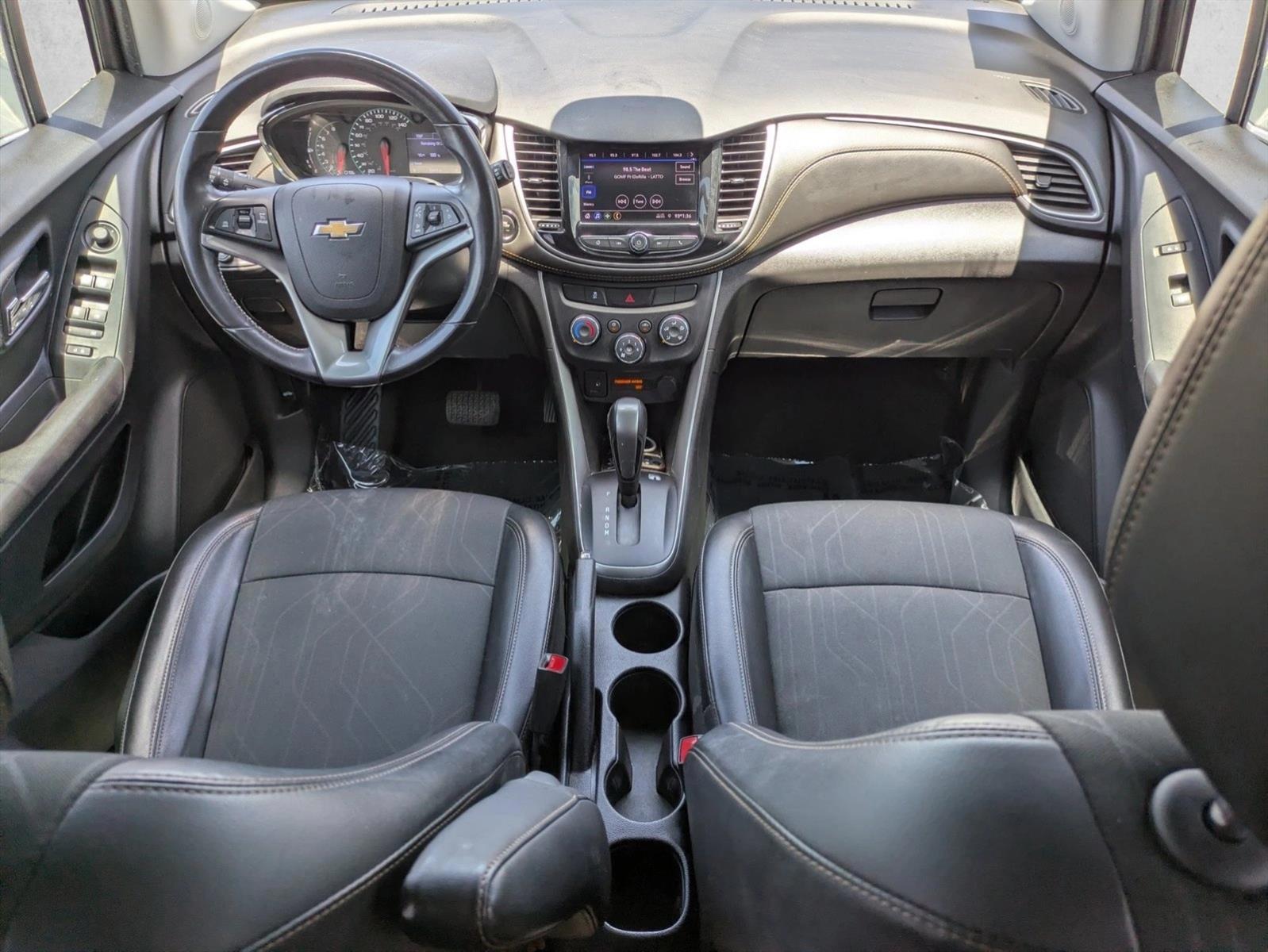 Thumbnail: 2020 Chevrolet Trax - 3