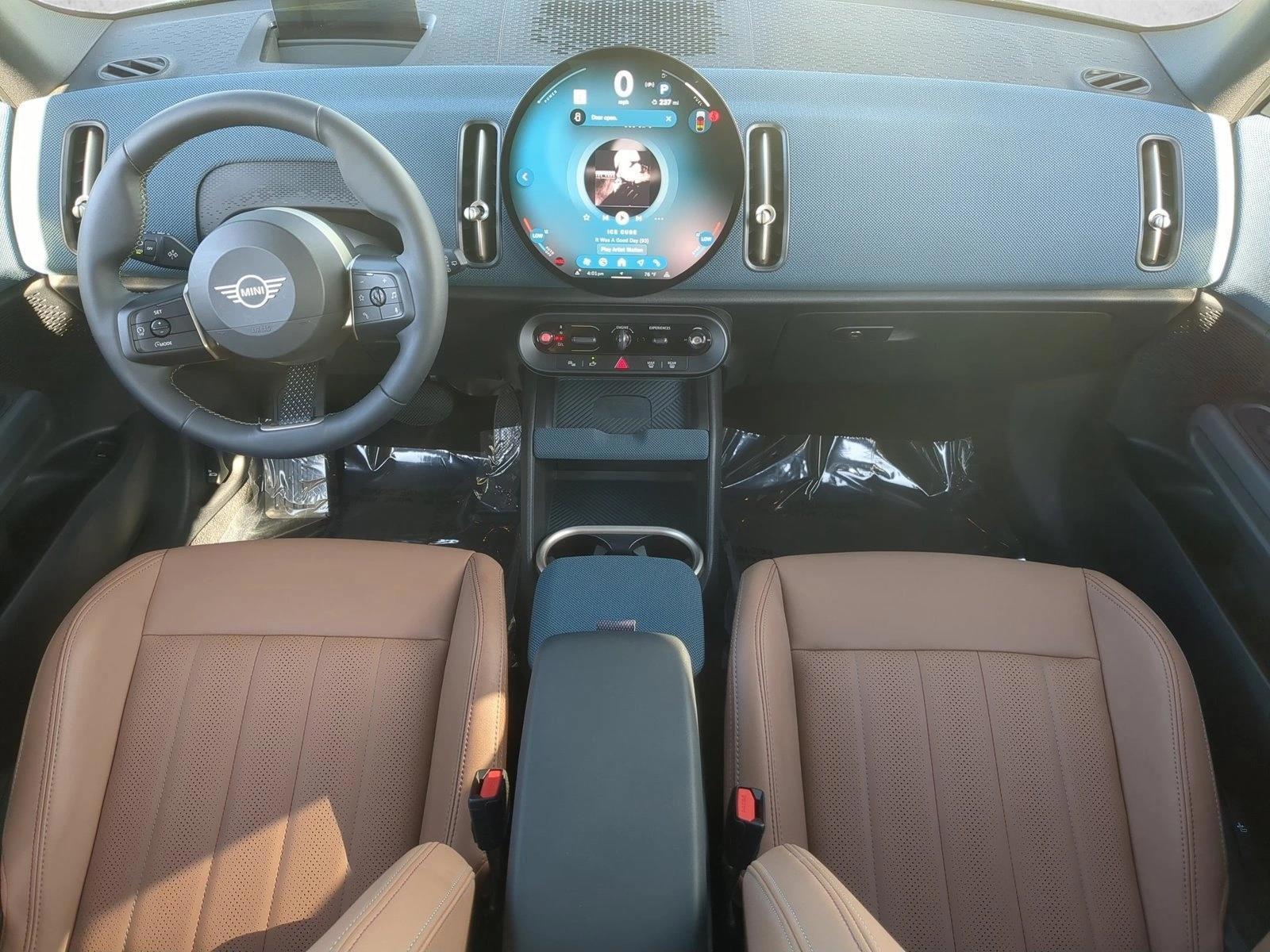 Thumbnail: 2025 MINI Cooper Countryman - 3
