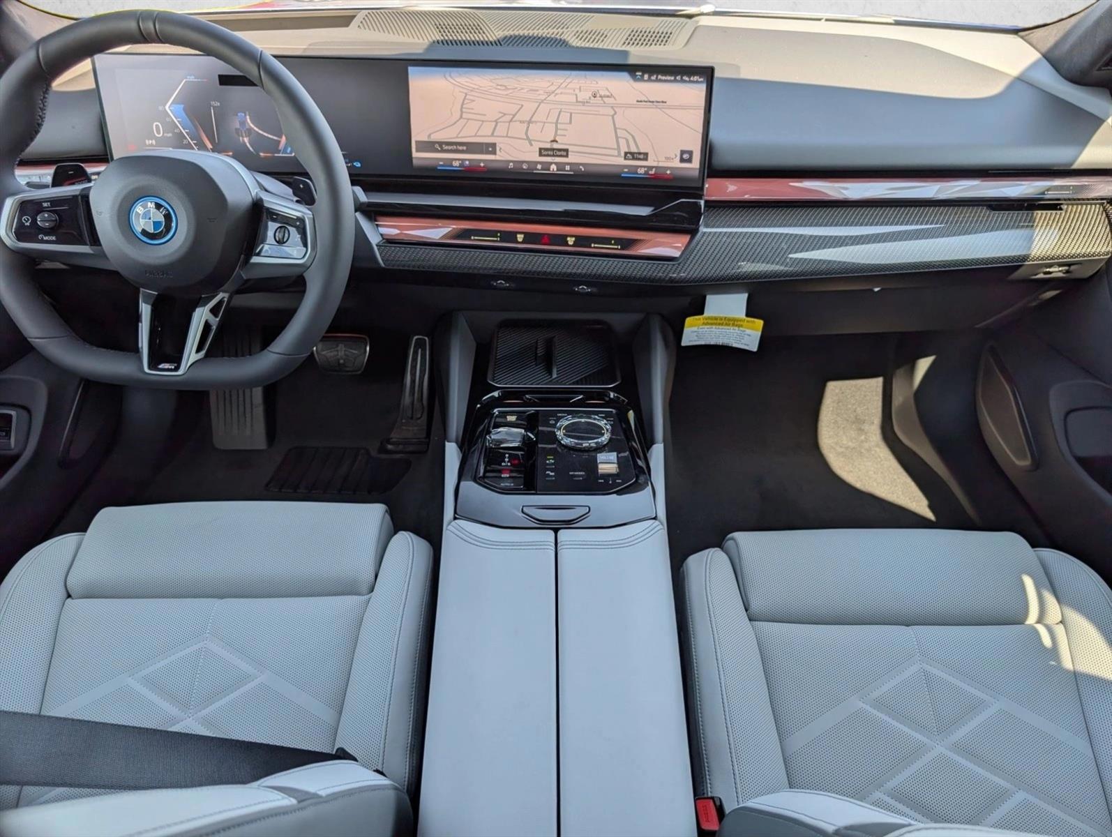 Thumbnail: 2026 BMW 5 Series - 3