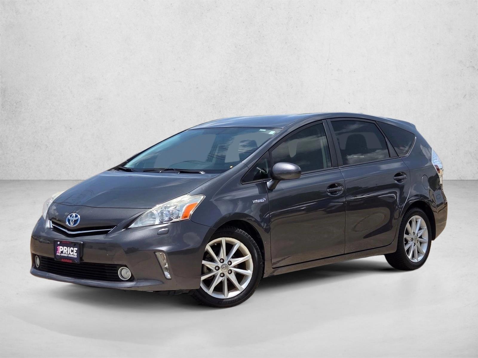 Thumbnail: 2012 Toyota Prius v - 1