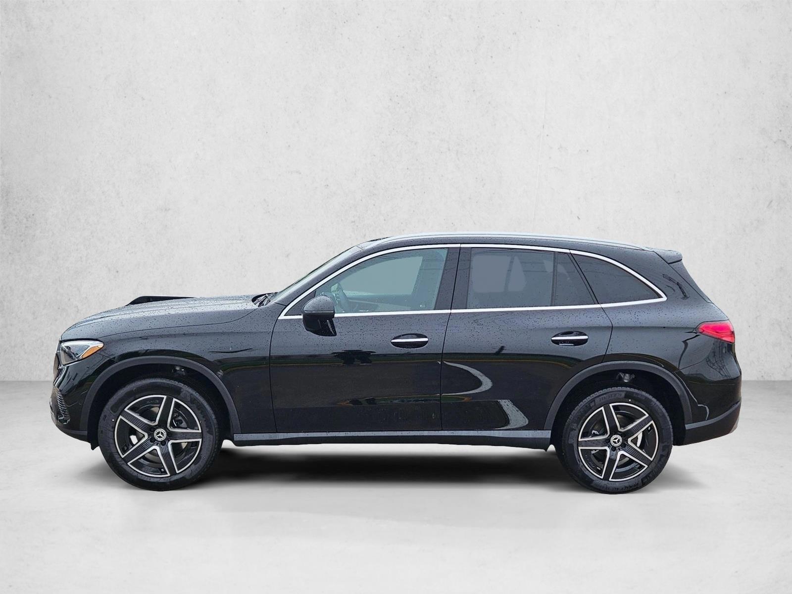 Thumbnail: 2026 Mercedes-Benz GLC - 2