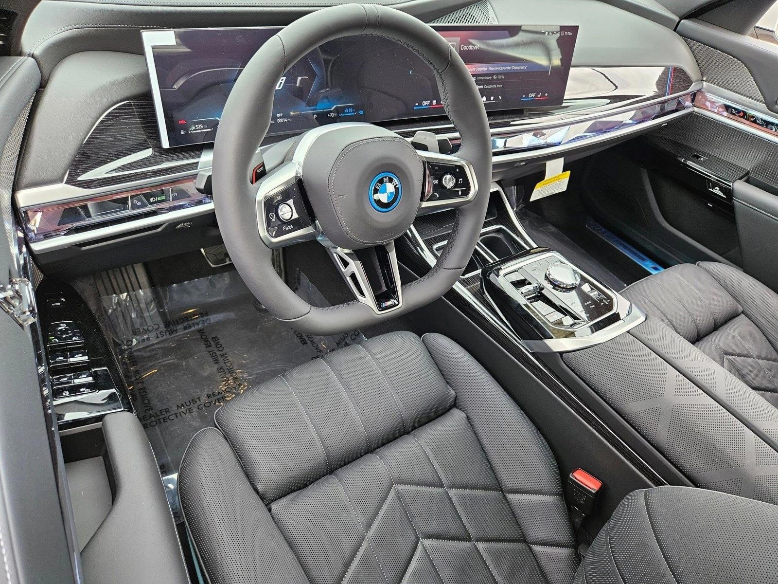 Thumbnail: 2026 BMW 7 Series - 3