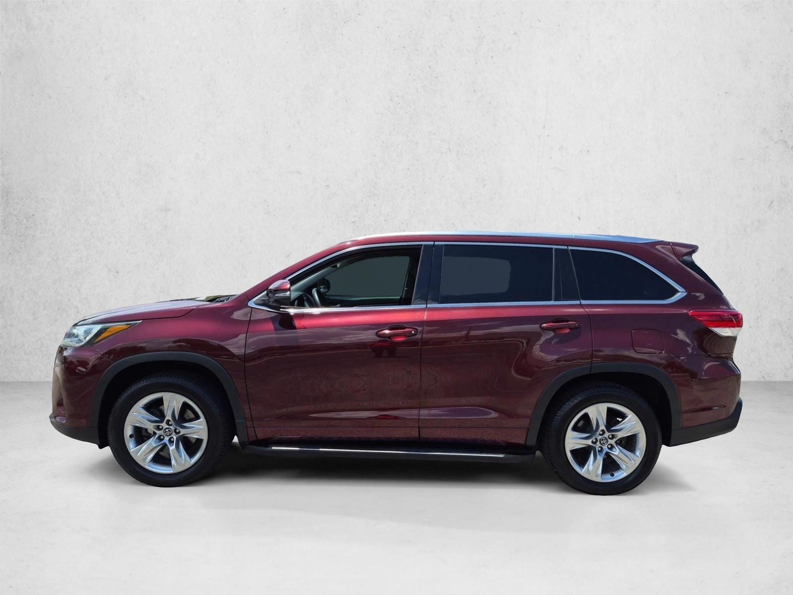 Thumbnail: 2019 Toyota Highlander - 2