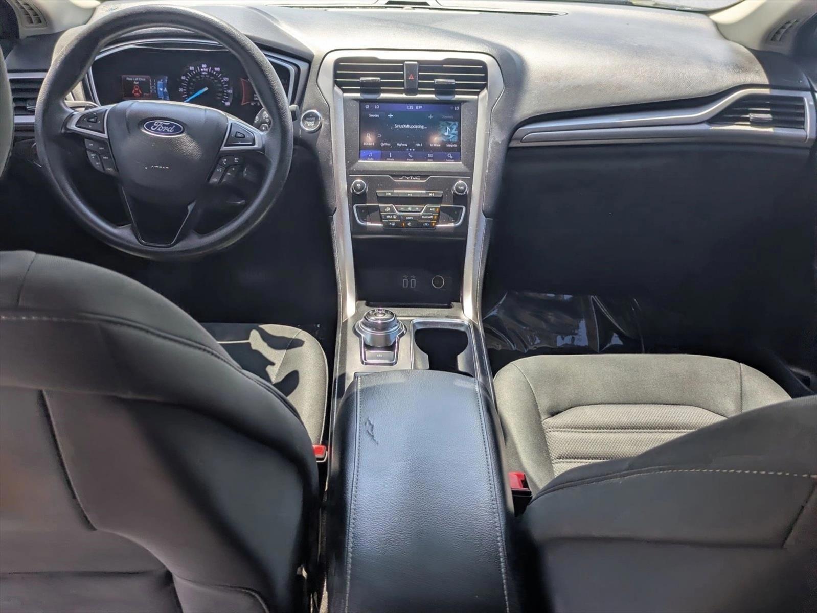 Thumbnail: 2019 Ford Fusion - 4