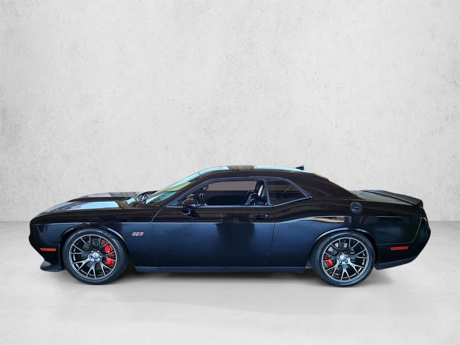 Thumbnail: 2016 Dodge Challenger - 2